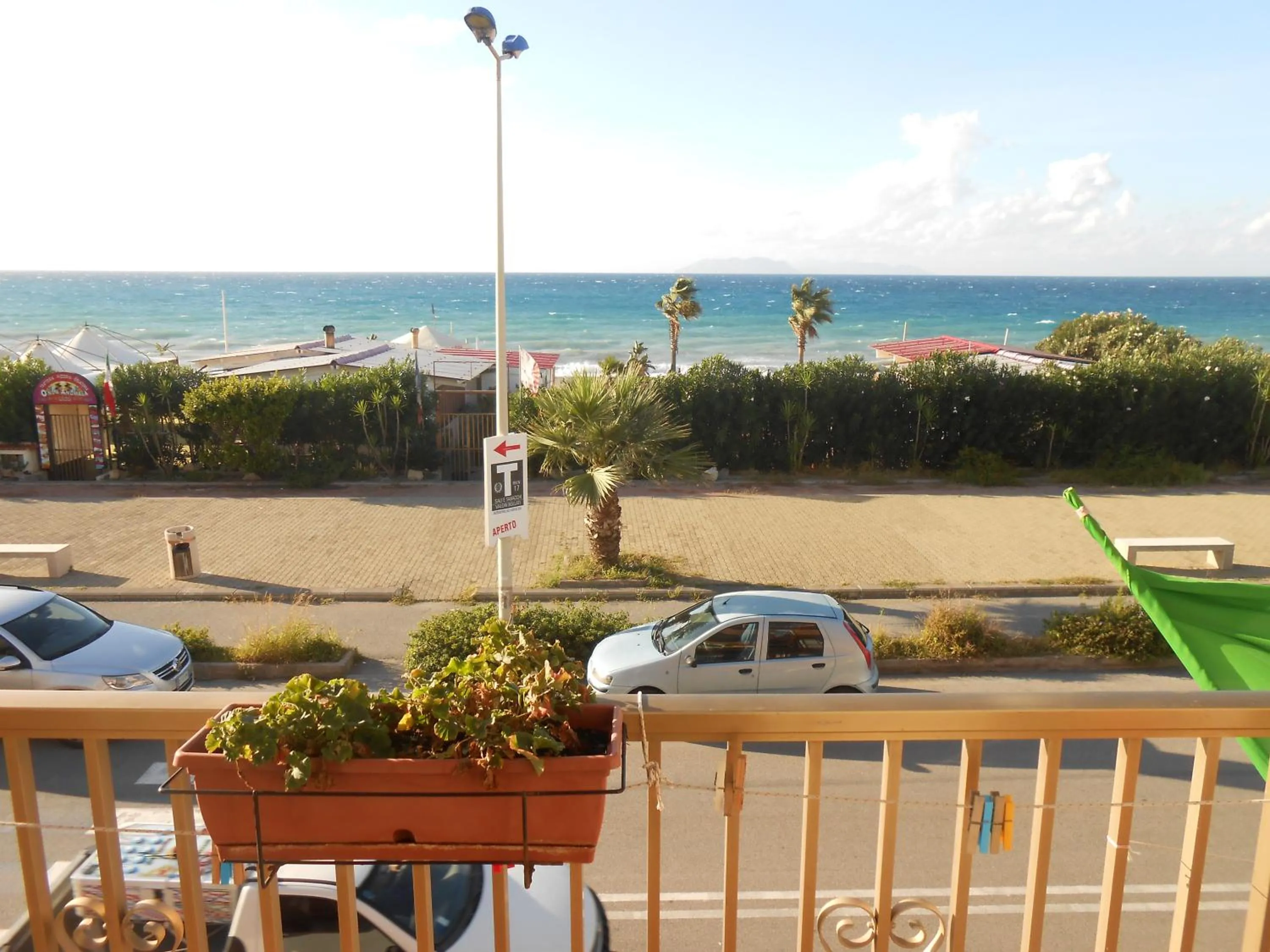 Sea view in B&B Ro.Ma.