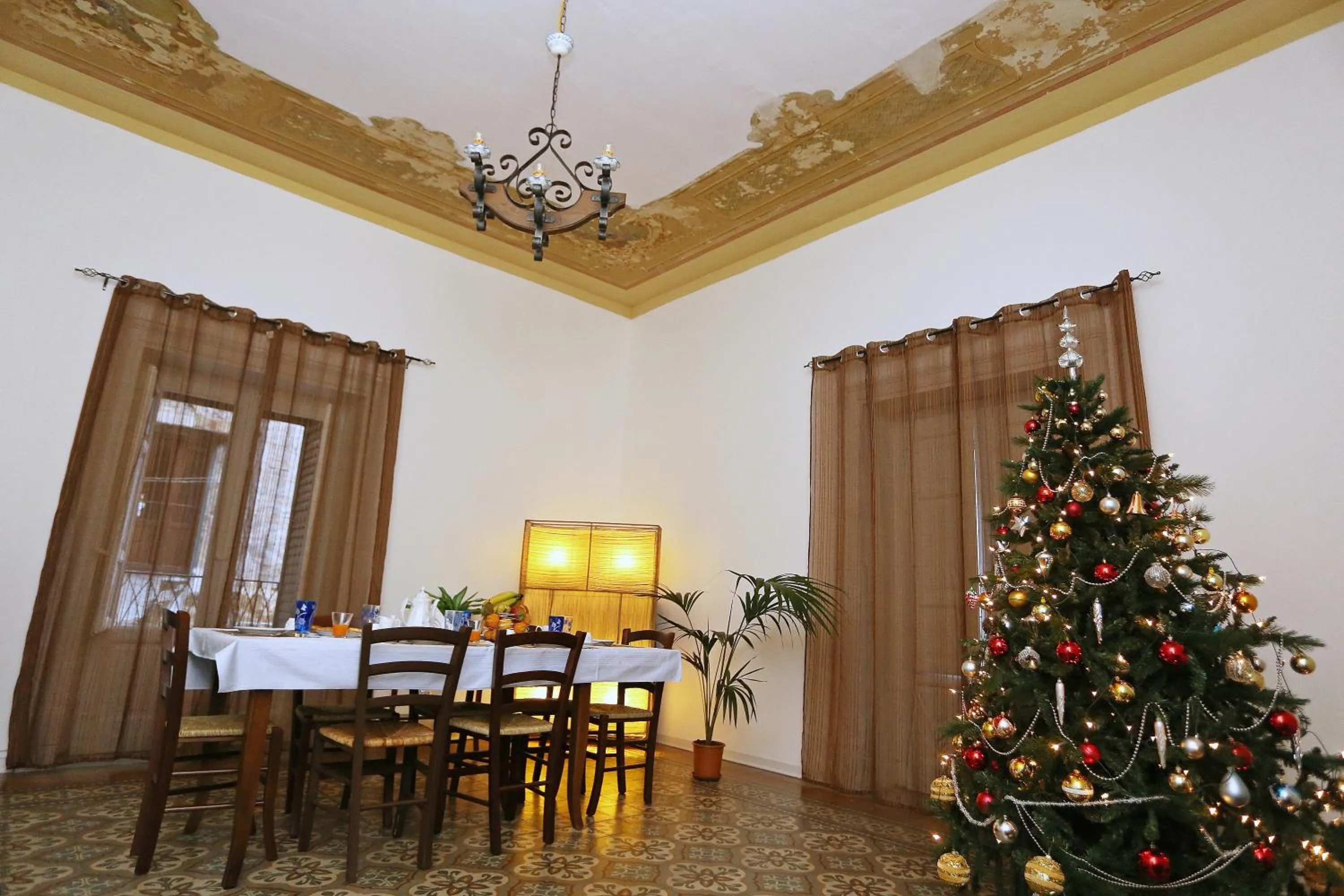 Communal lounge/ TV room in Rest and Go