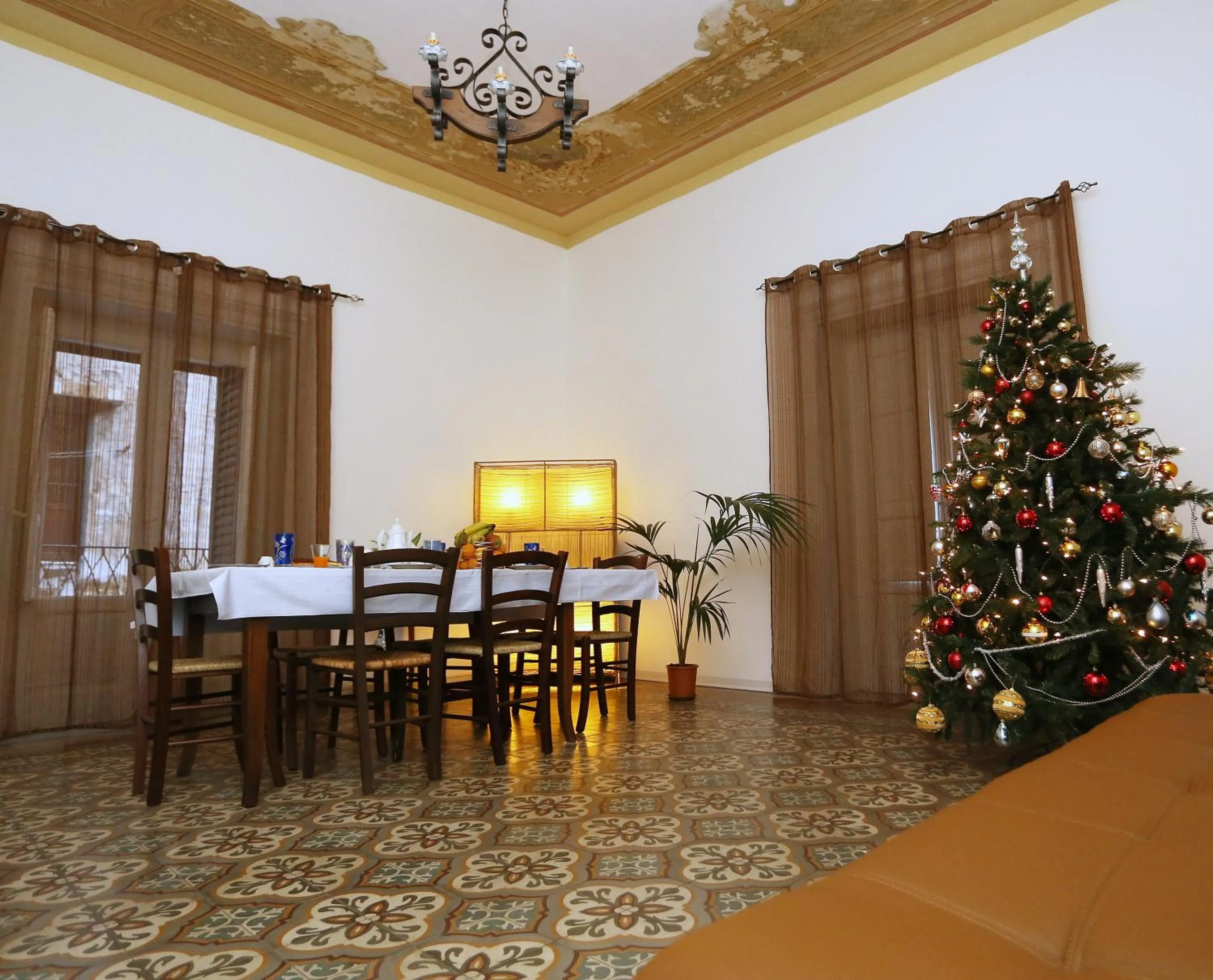 Communal lounge/ TV room in Rest and Go