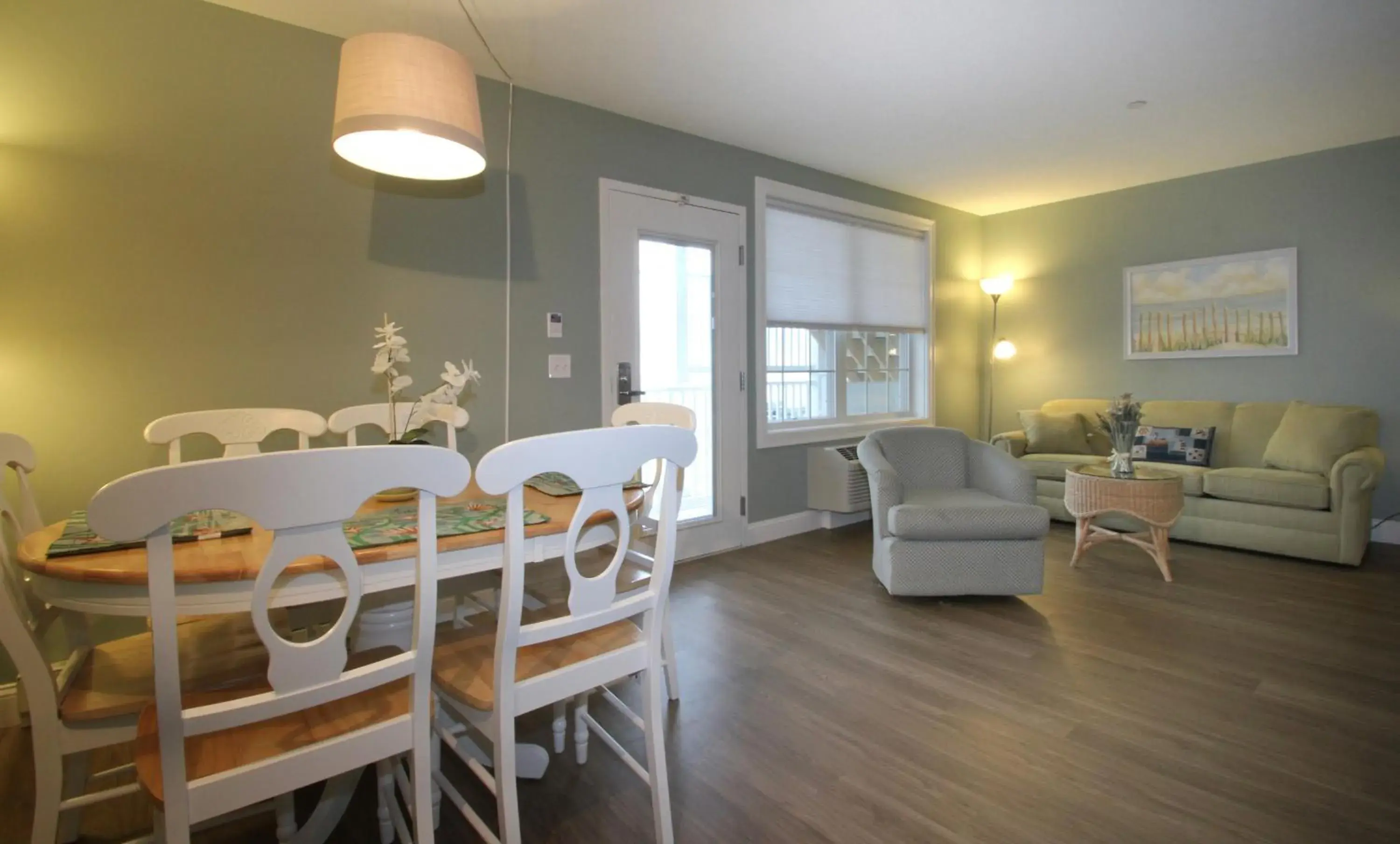 Sand Dollar Suite 2 in Atlantic Ocean Suites Sand Dollar Suite 2 in Atlantic Ocean Suites