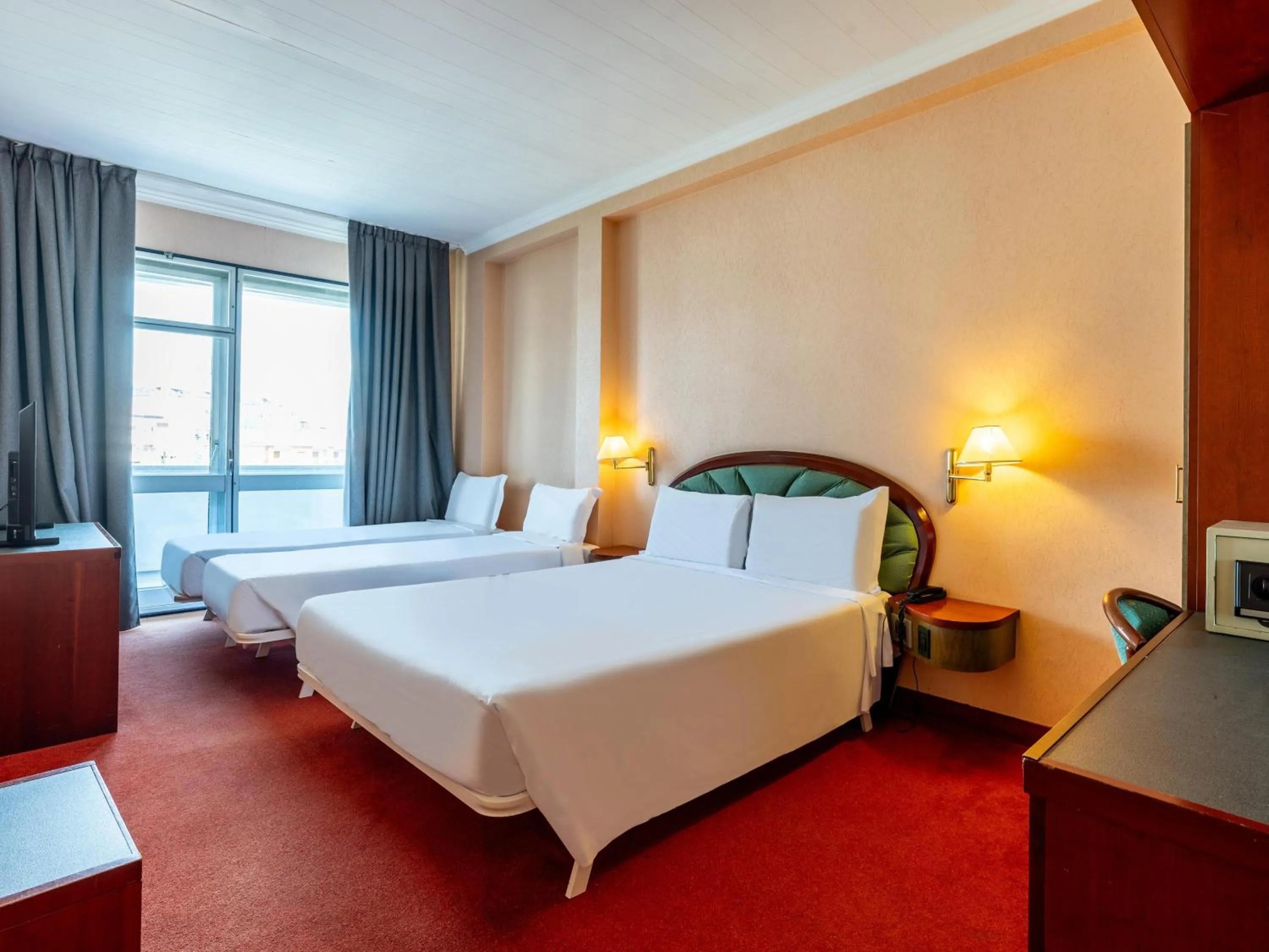 Photo of the whole room, Bed in B&B Hotel Borgaro Torinese