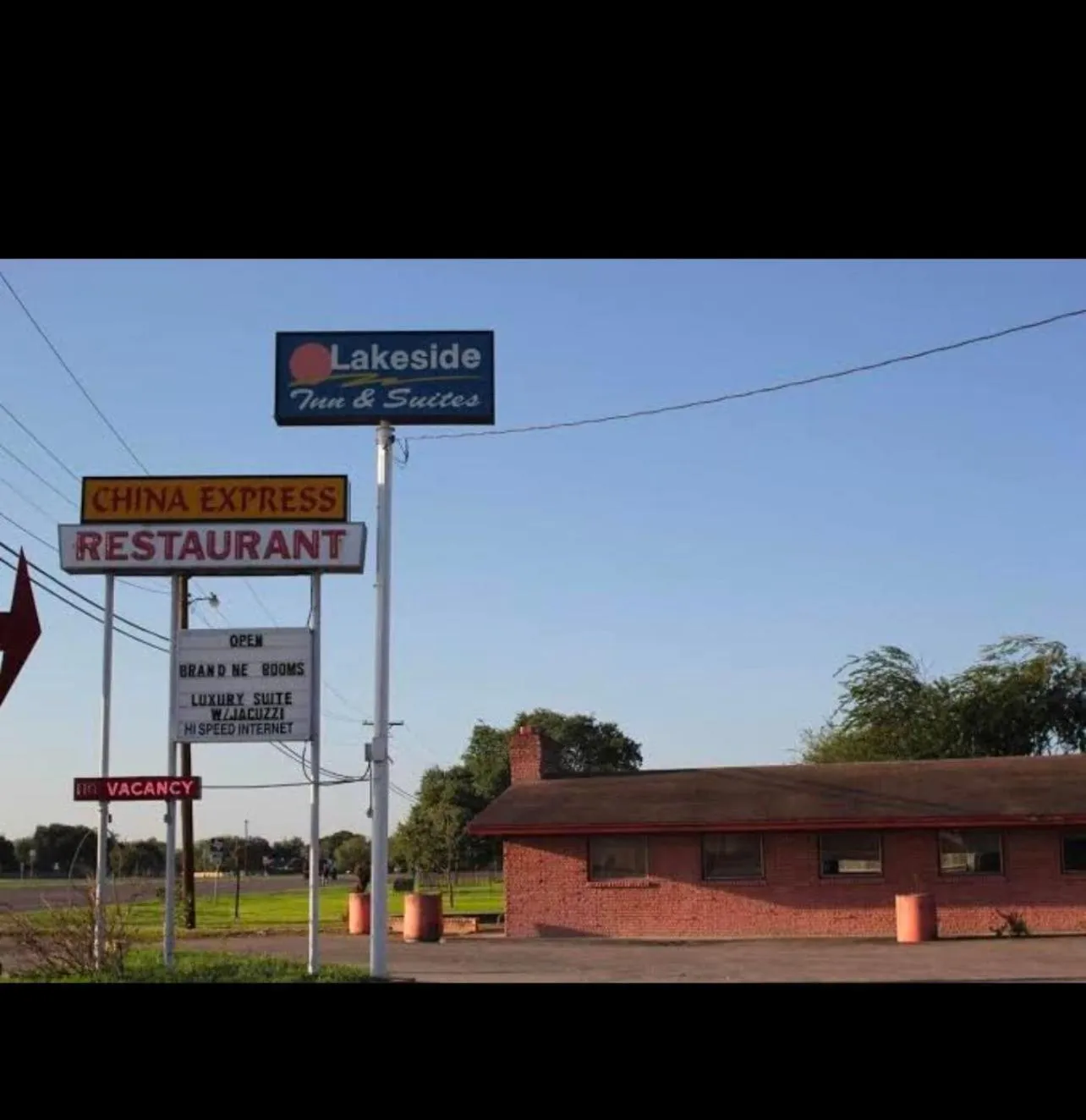 Facade/entrance in Lakeside inn & suites by OYO Mathis I 37