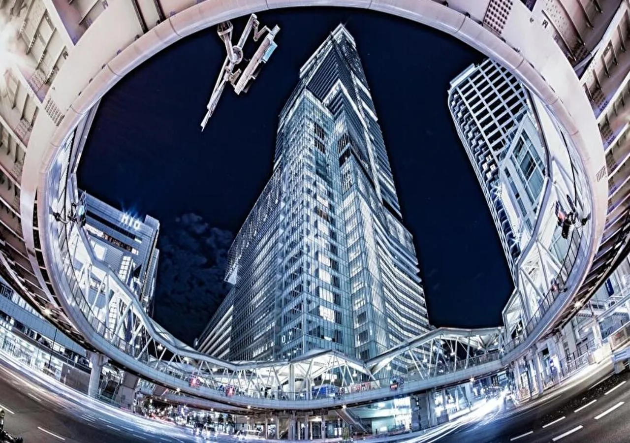 Nearby landmark in Tennouji Crystal Hotel