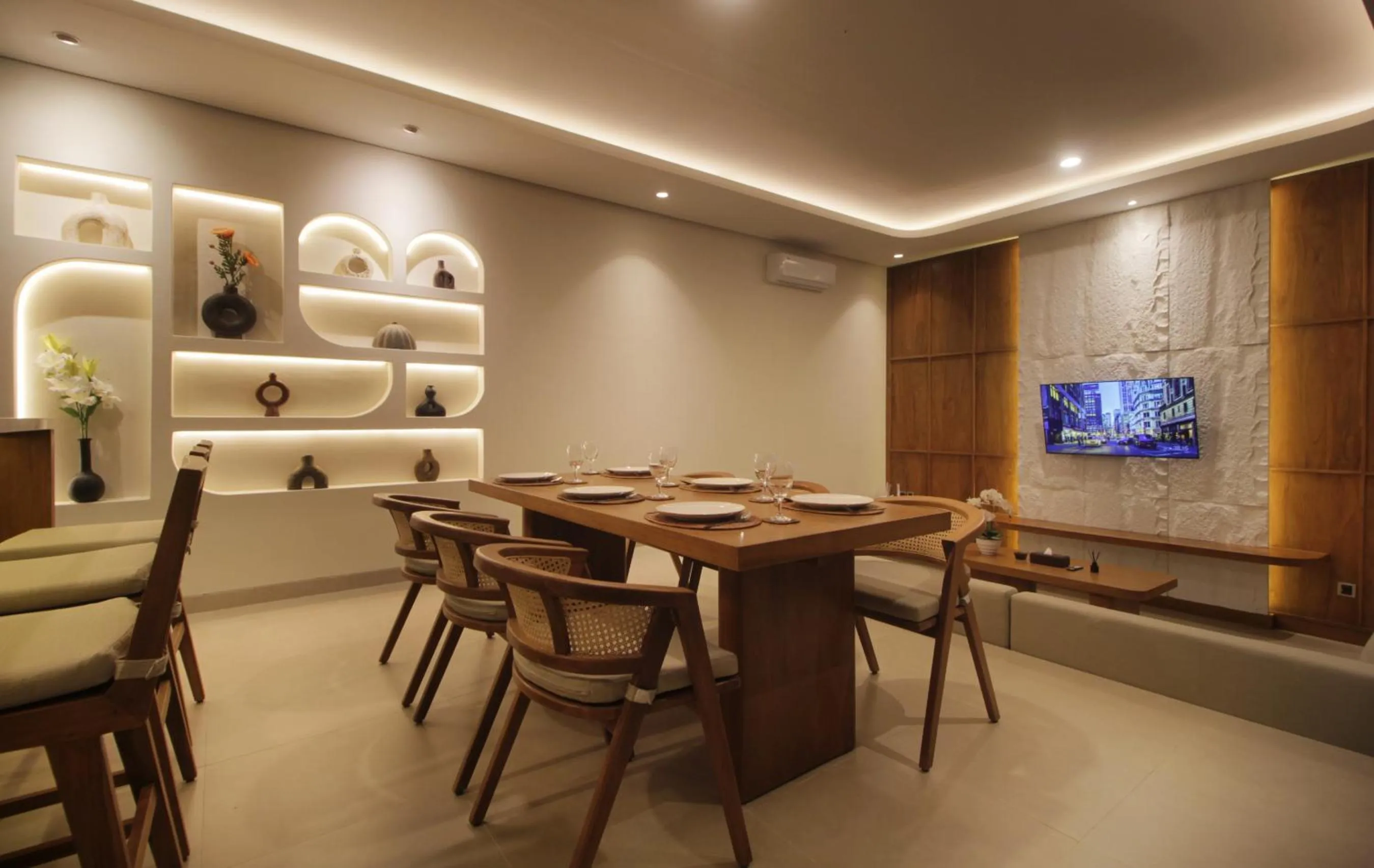 Dining area in The Murdha Villa
