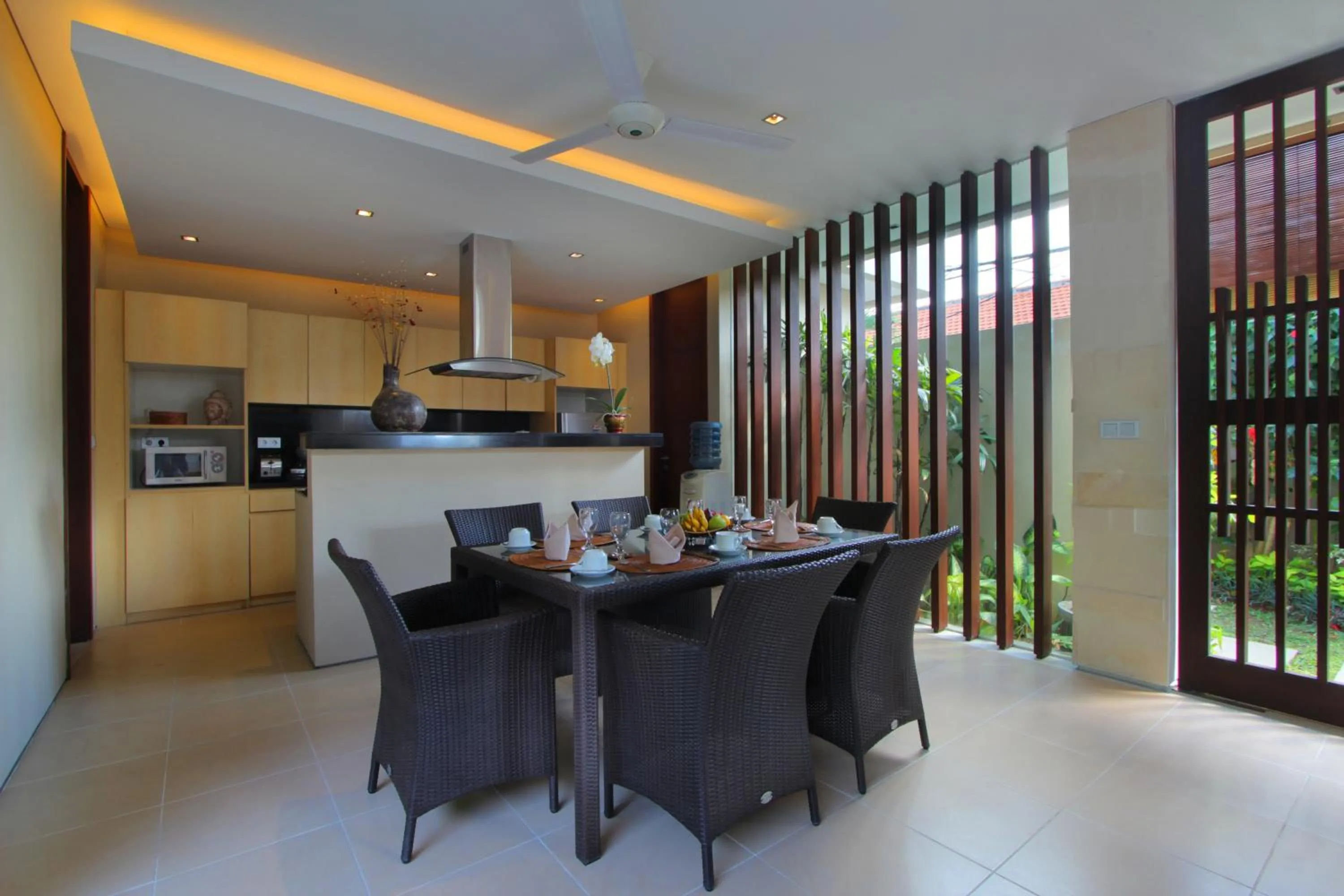 Dining area in The Murdha Villa