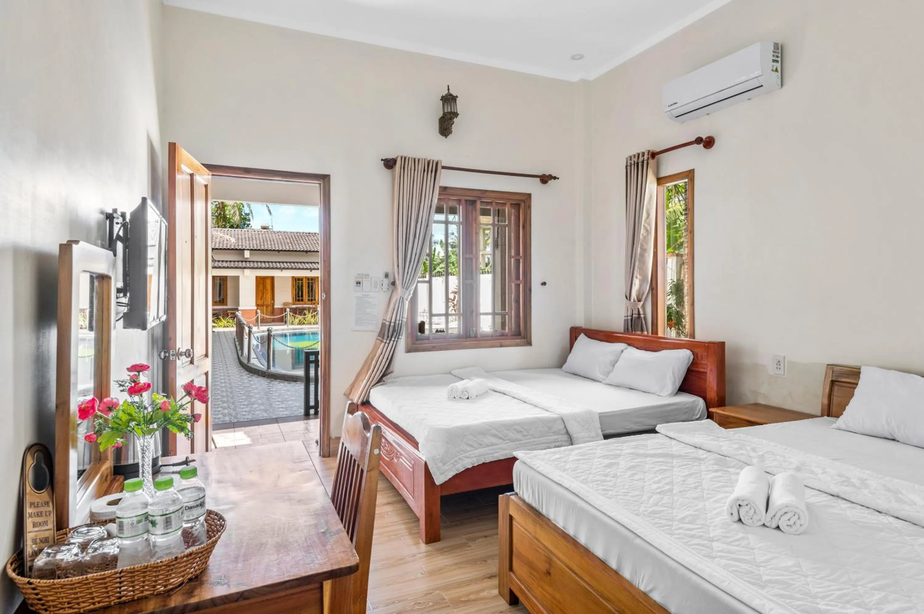 Bed in Nhat Huy Bungalow Phu Quoc