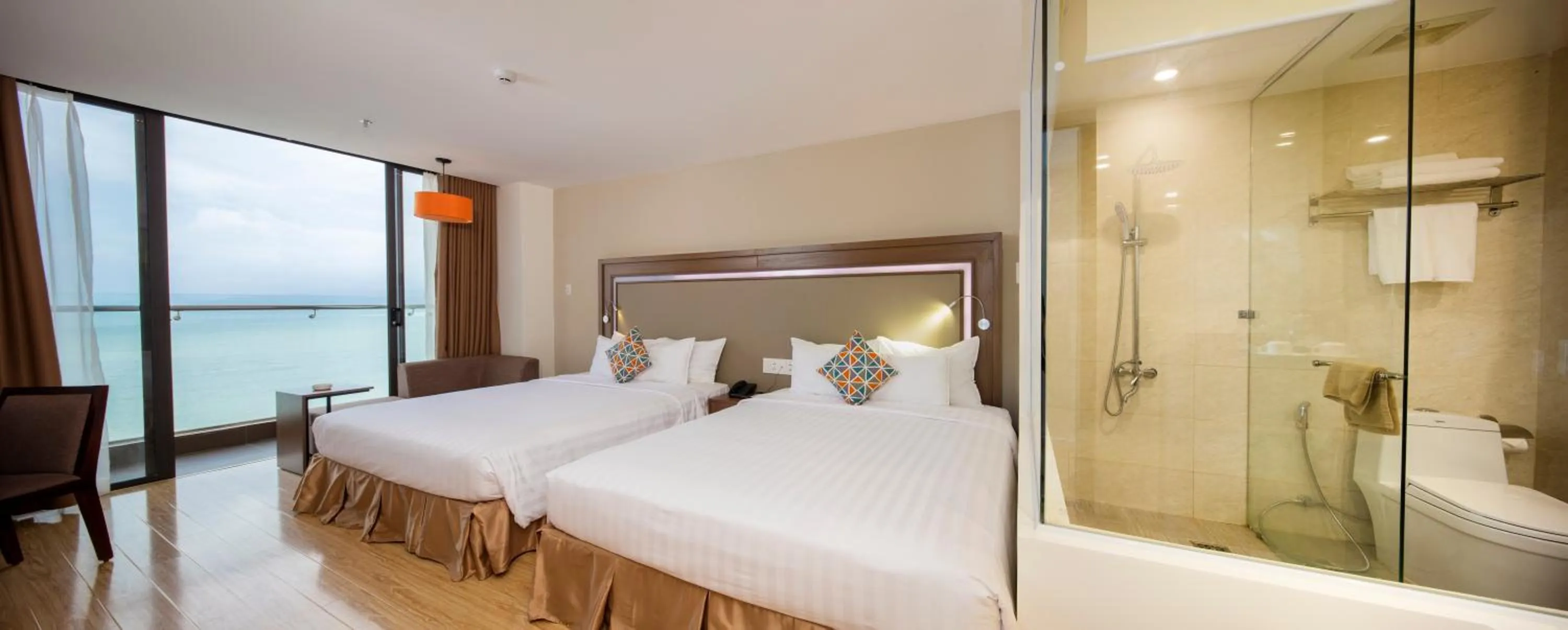 Bedroom, Bed in King Town Grand Hotel & Wedding Center