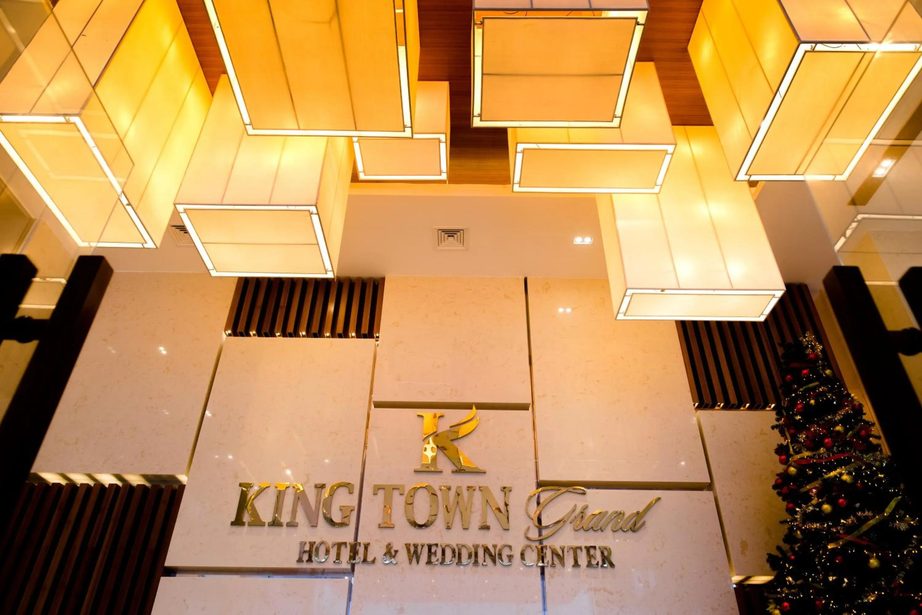 Lobby or reception in King Town Grand Hotel & Wedding Center