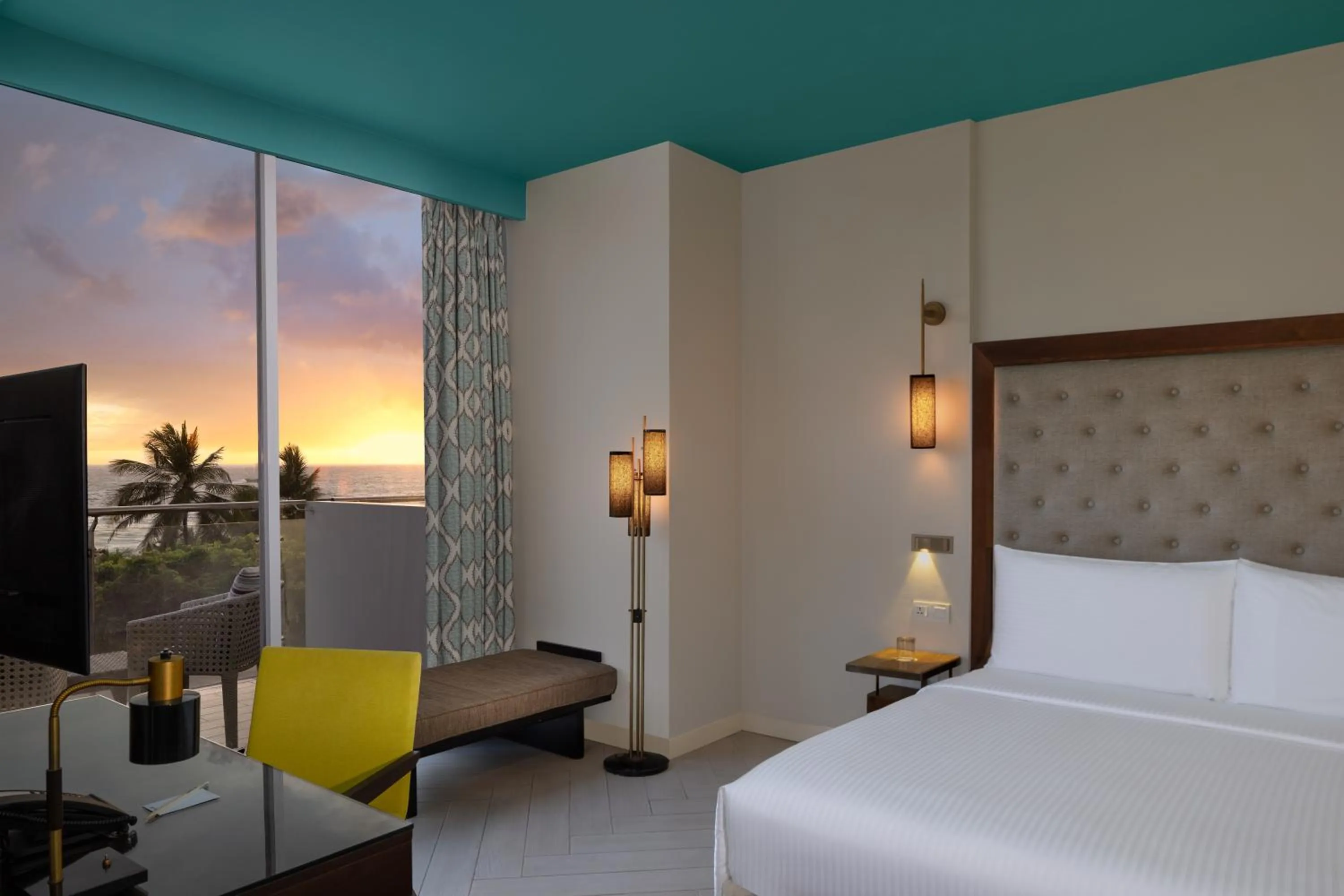 Bedroom, Bed in Radisson Blu Resort Galle