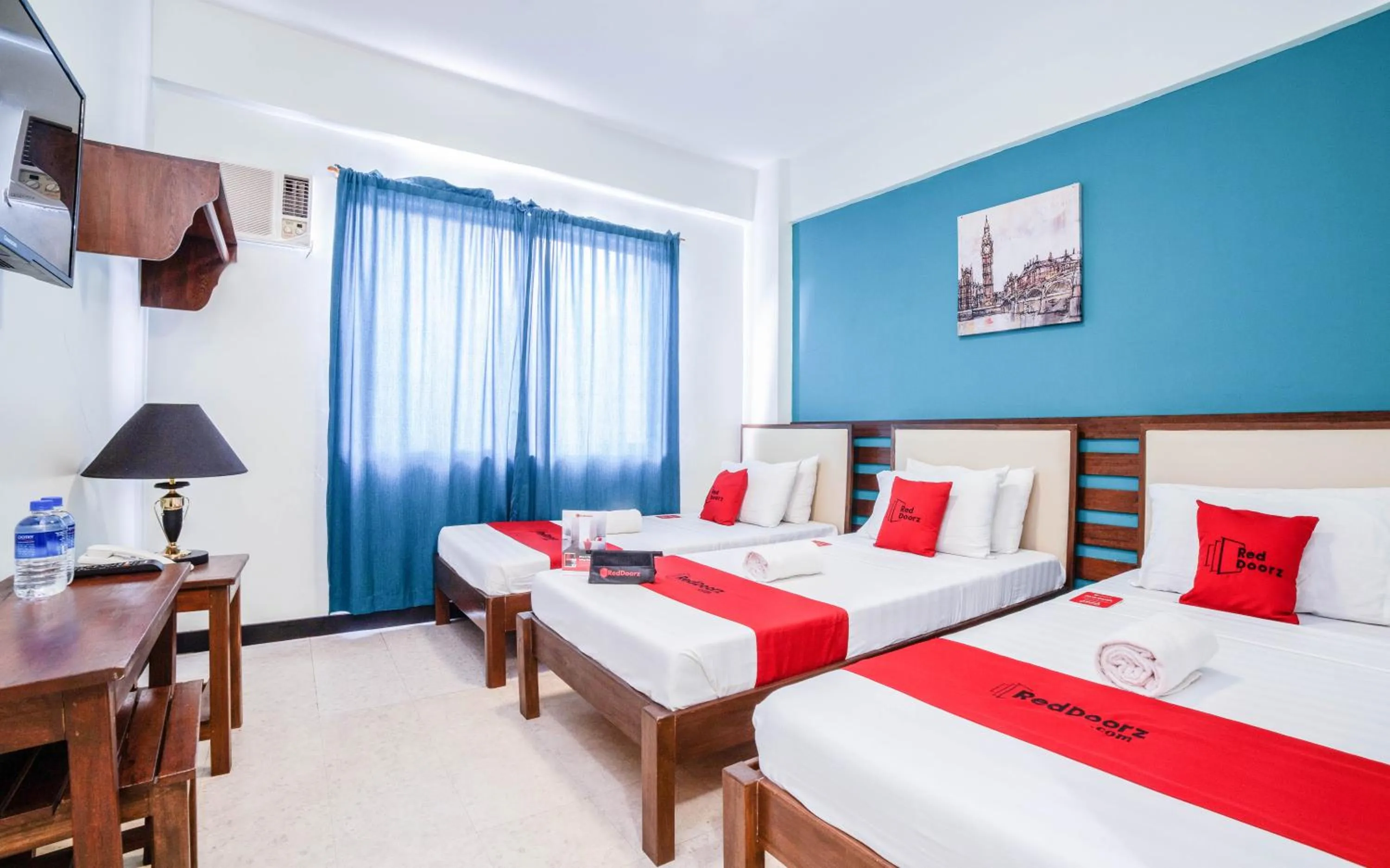 Bed in RedDoorz Plus near Rizal Junction