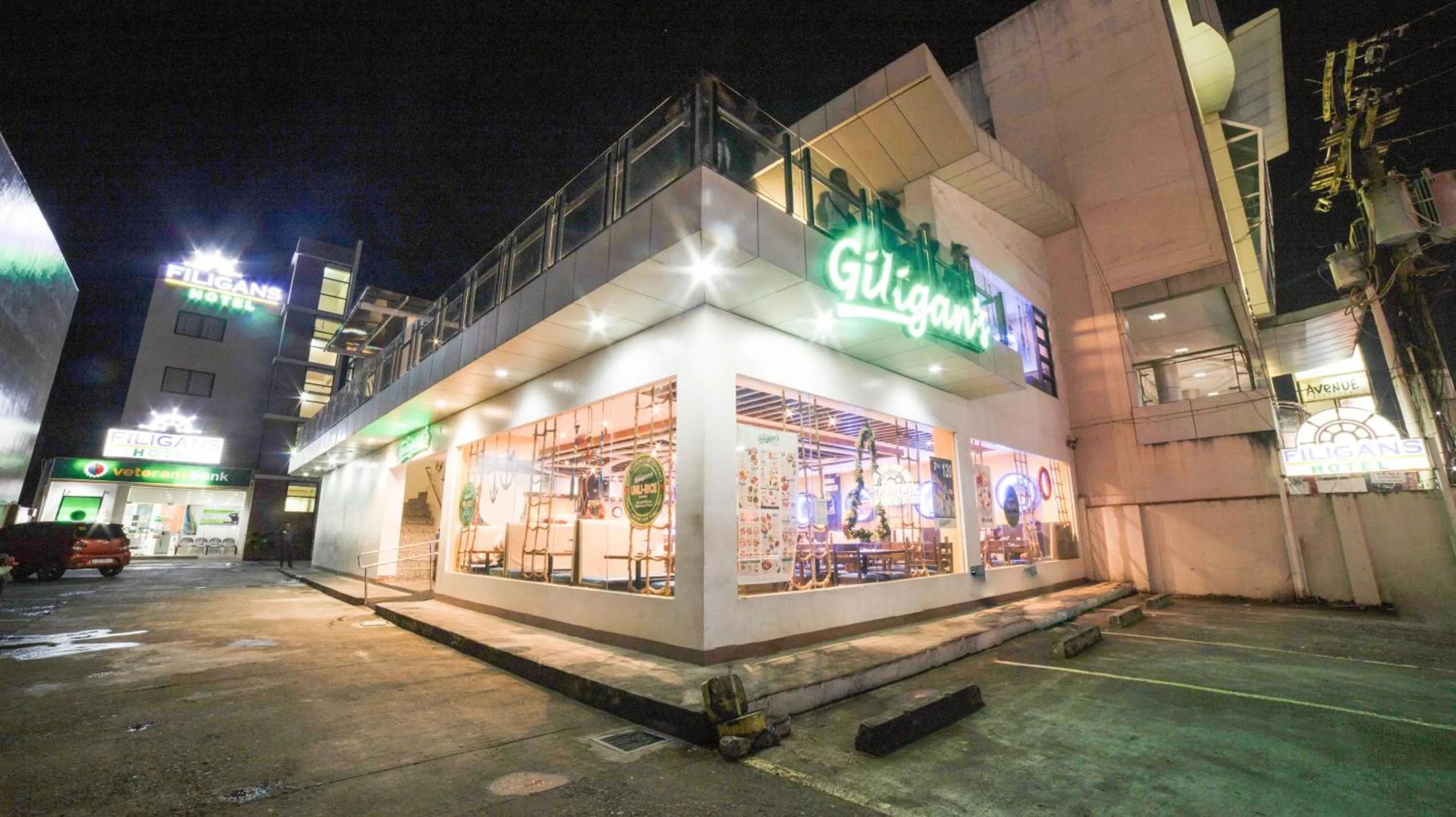 Property building in RedDoorz Plus near Rizal Junction