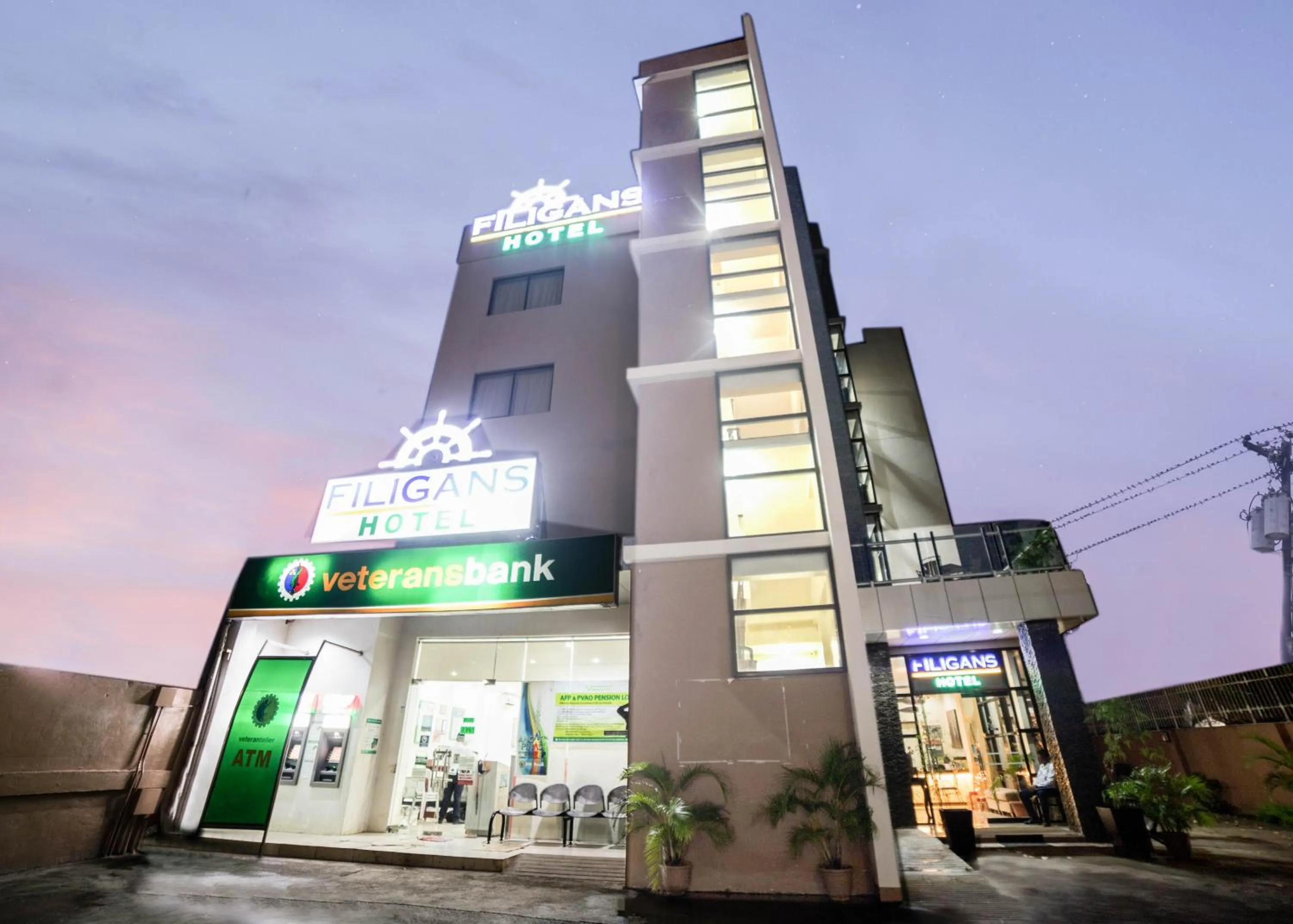 Property building in RedDoorz Plus near Rizal Junction