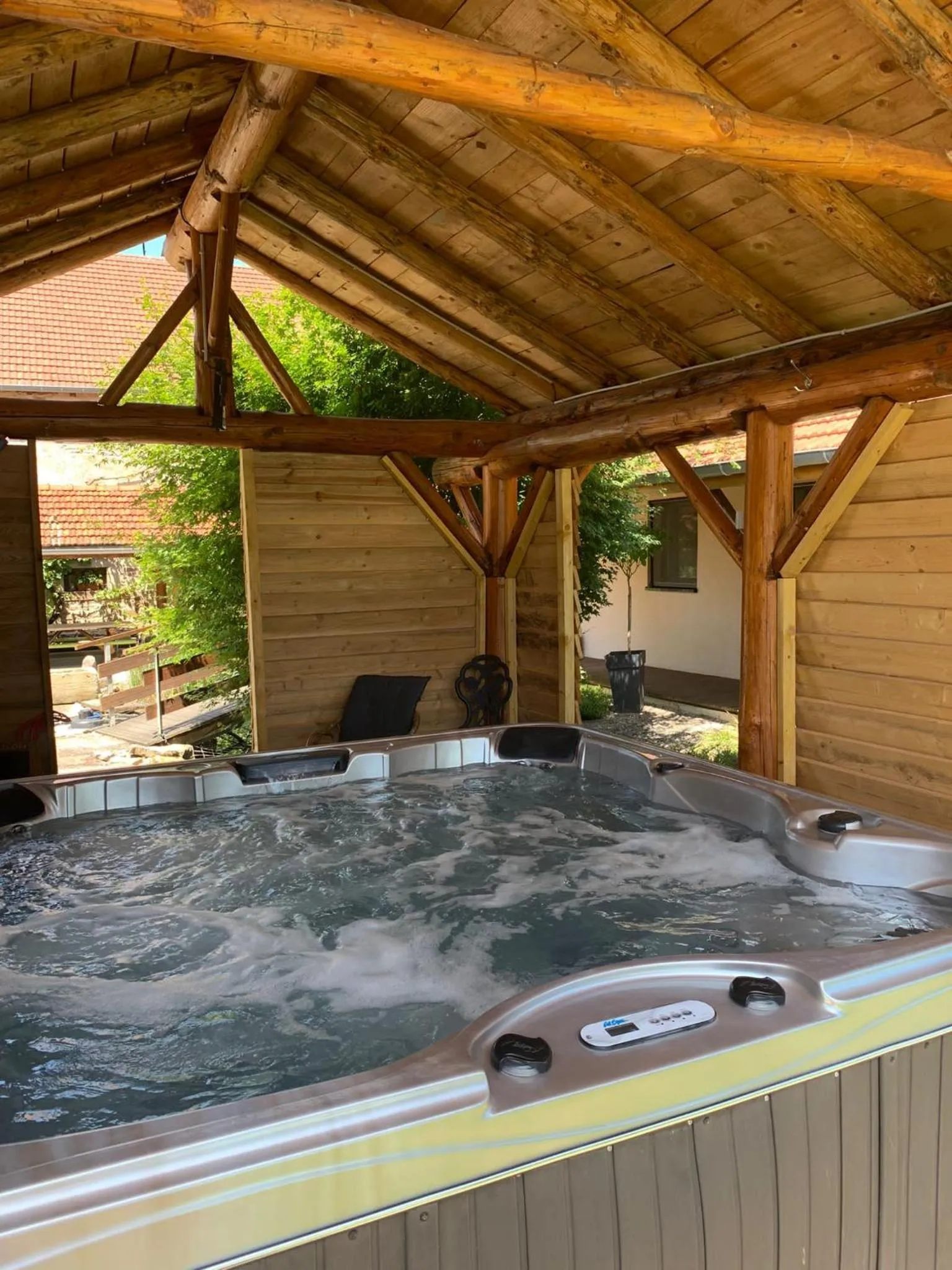 Hot Tub in Hagebuche