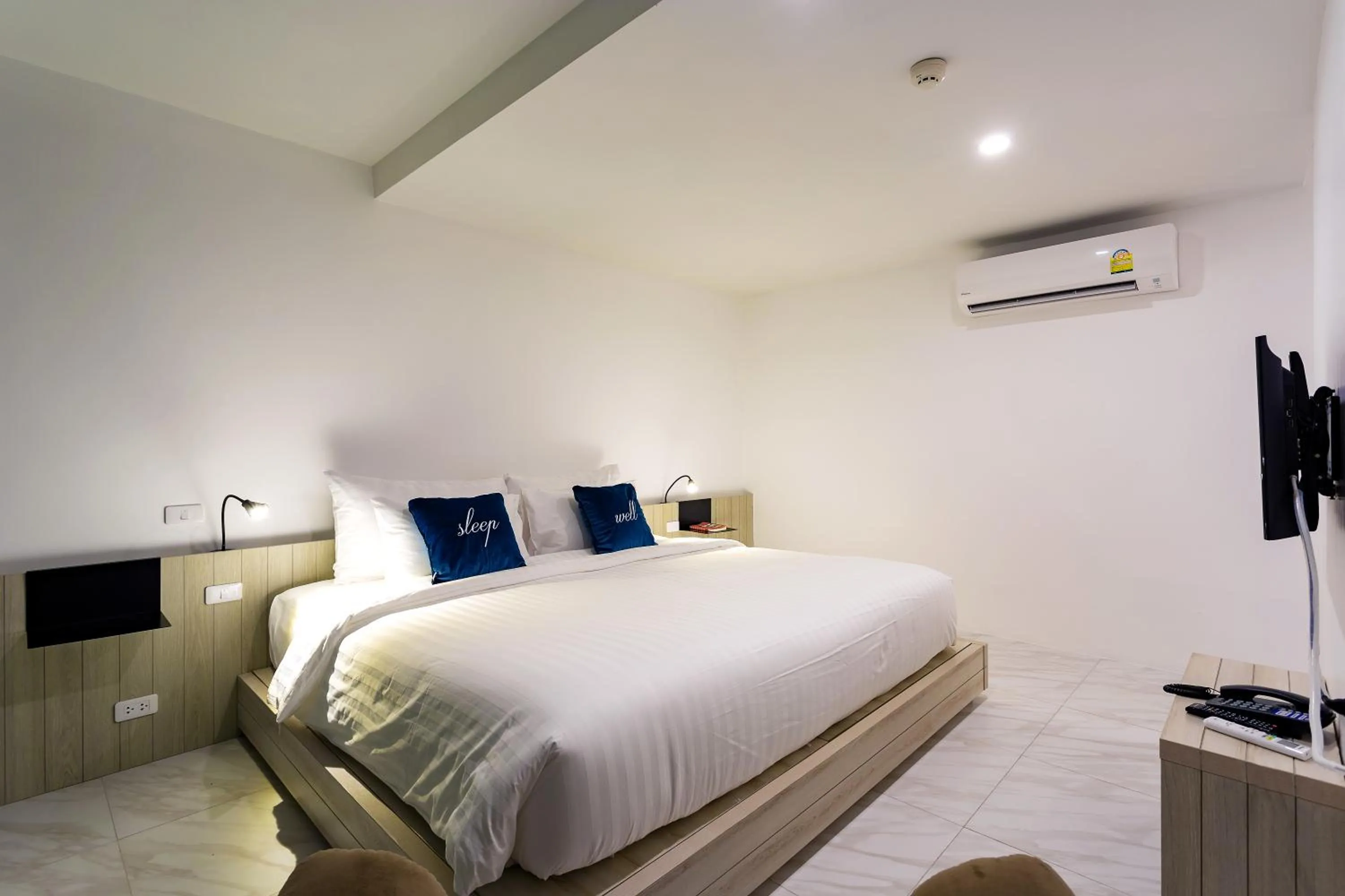 Bed in Costa Village Bangsaray