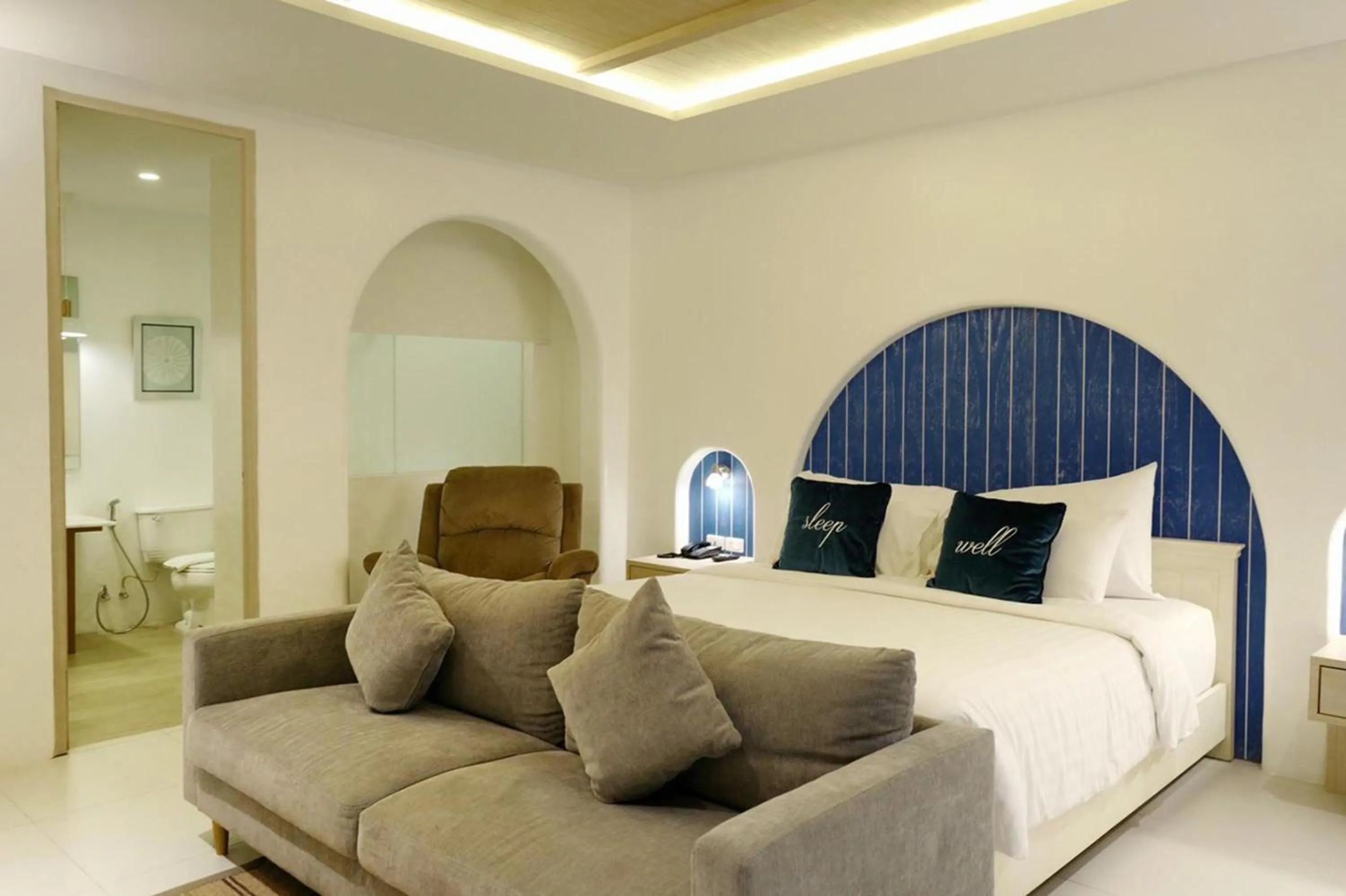 Bed in Costa Village Bangsaray