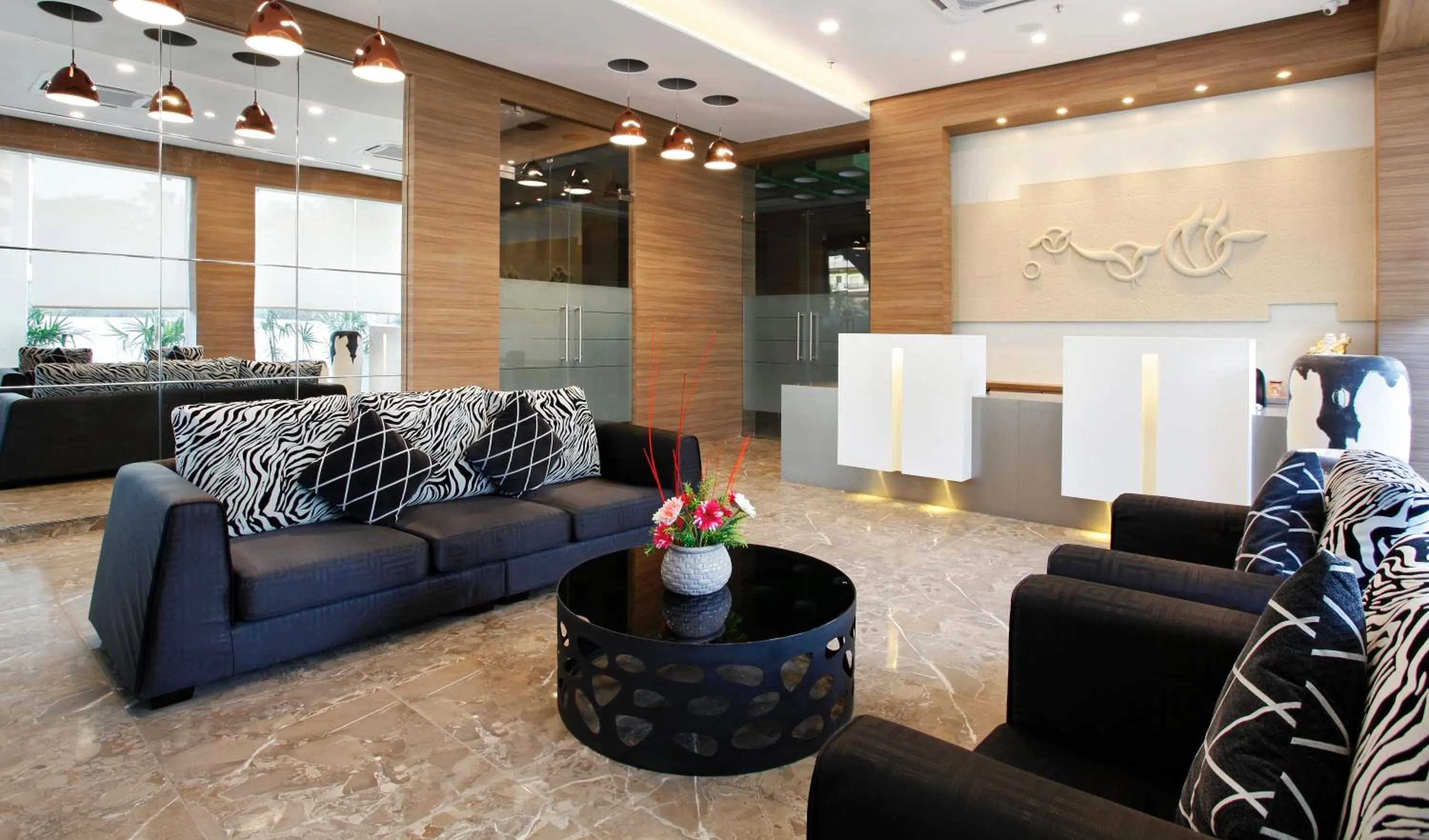 Lobby or reception in Hotel Dwarkamai