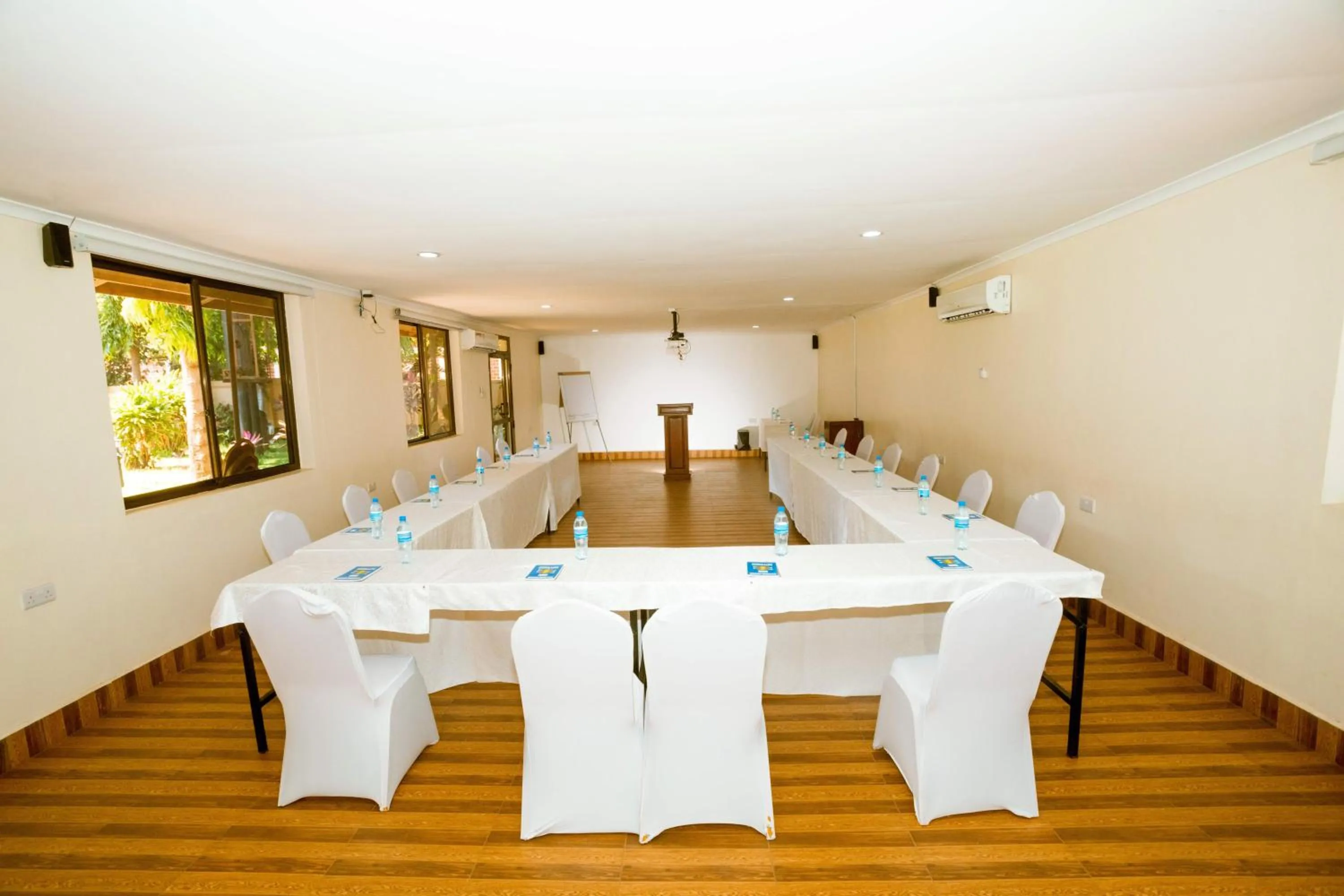 Meeting/conference room in Keys Hotel