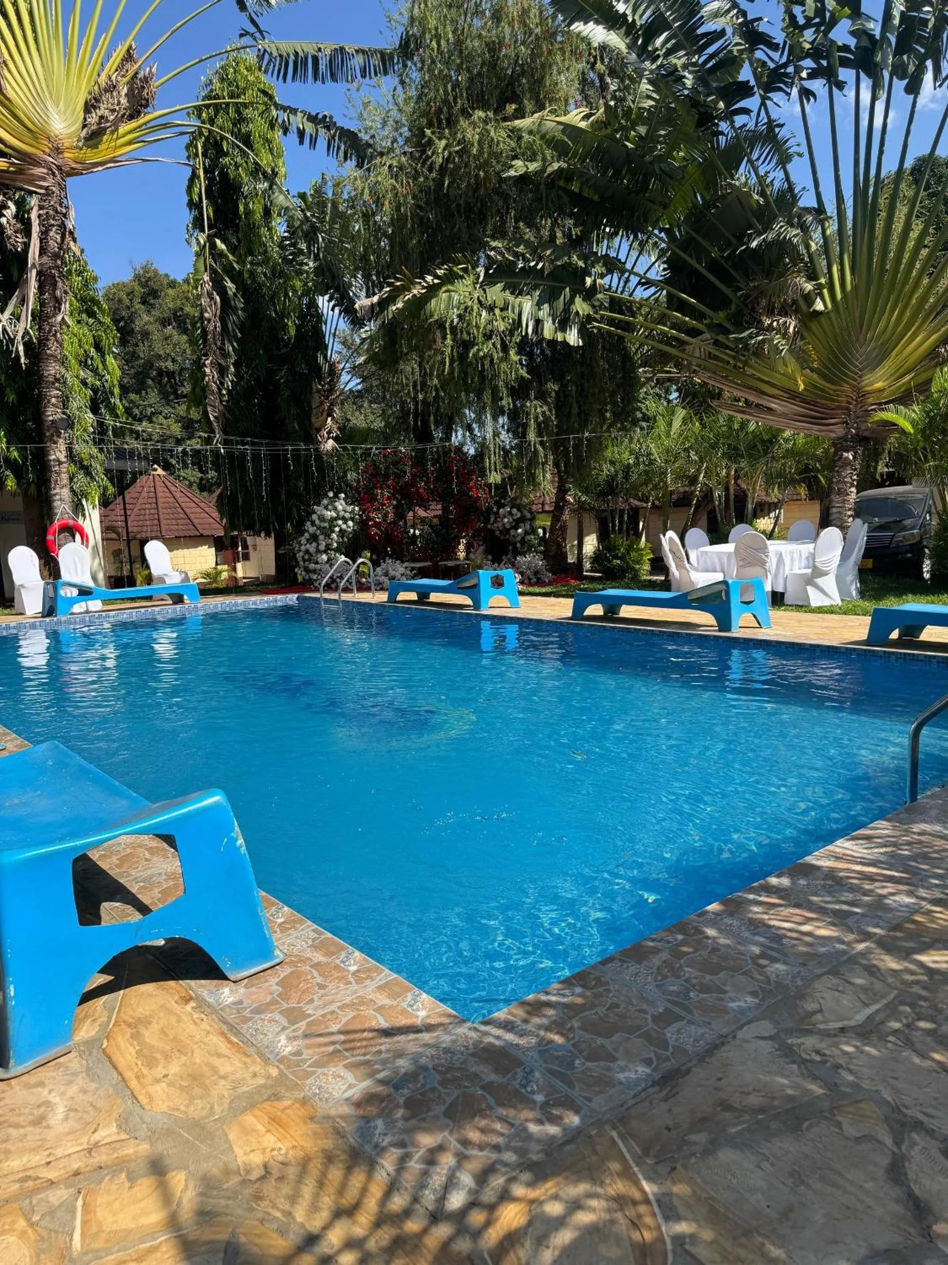 Swimming pool in Keys Hotel