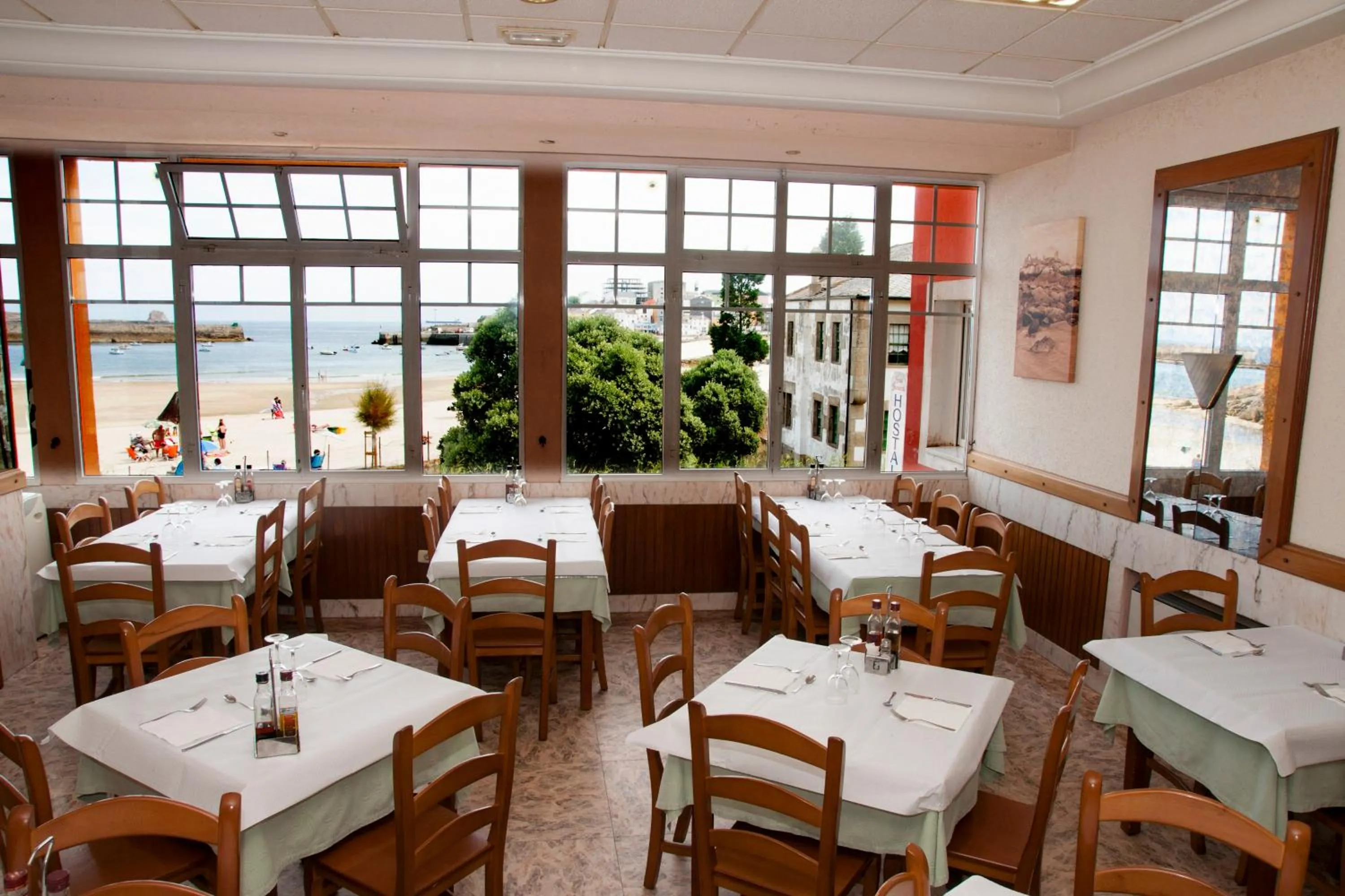 Property building in Hostal Buenavista