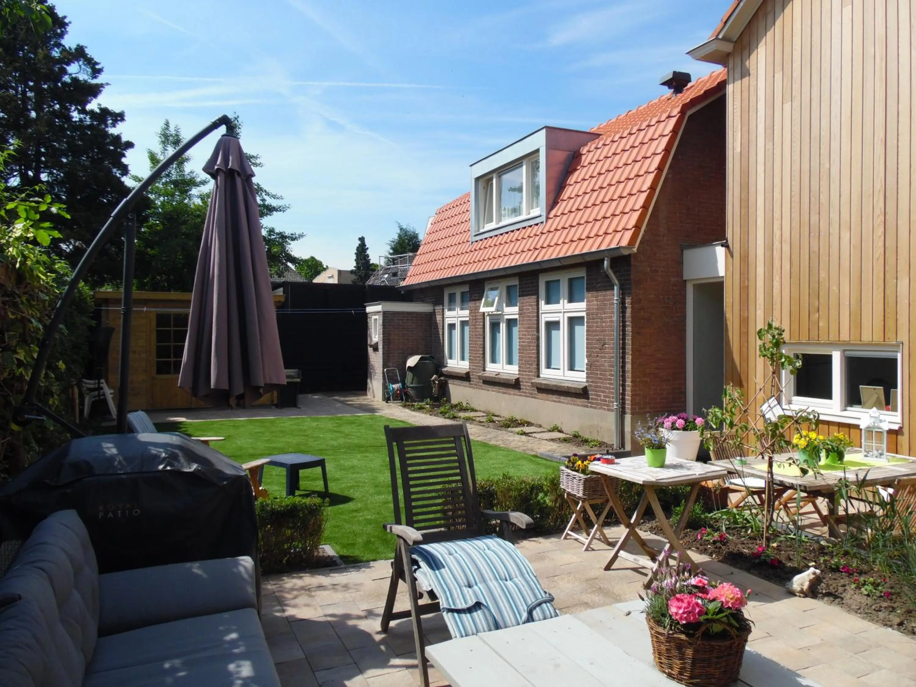 Garden in Cozy Bed and Breakfast
