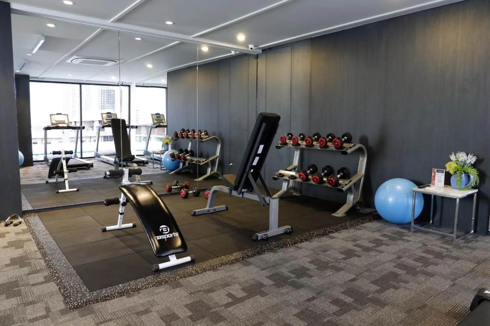 Fitness centre/facilities in Naga Residence