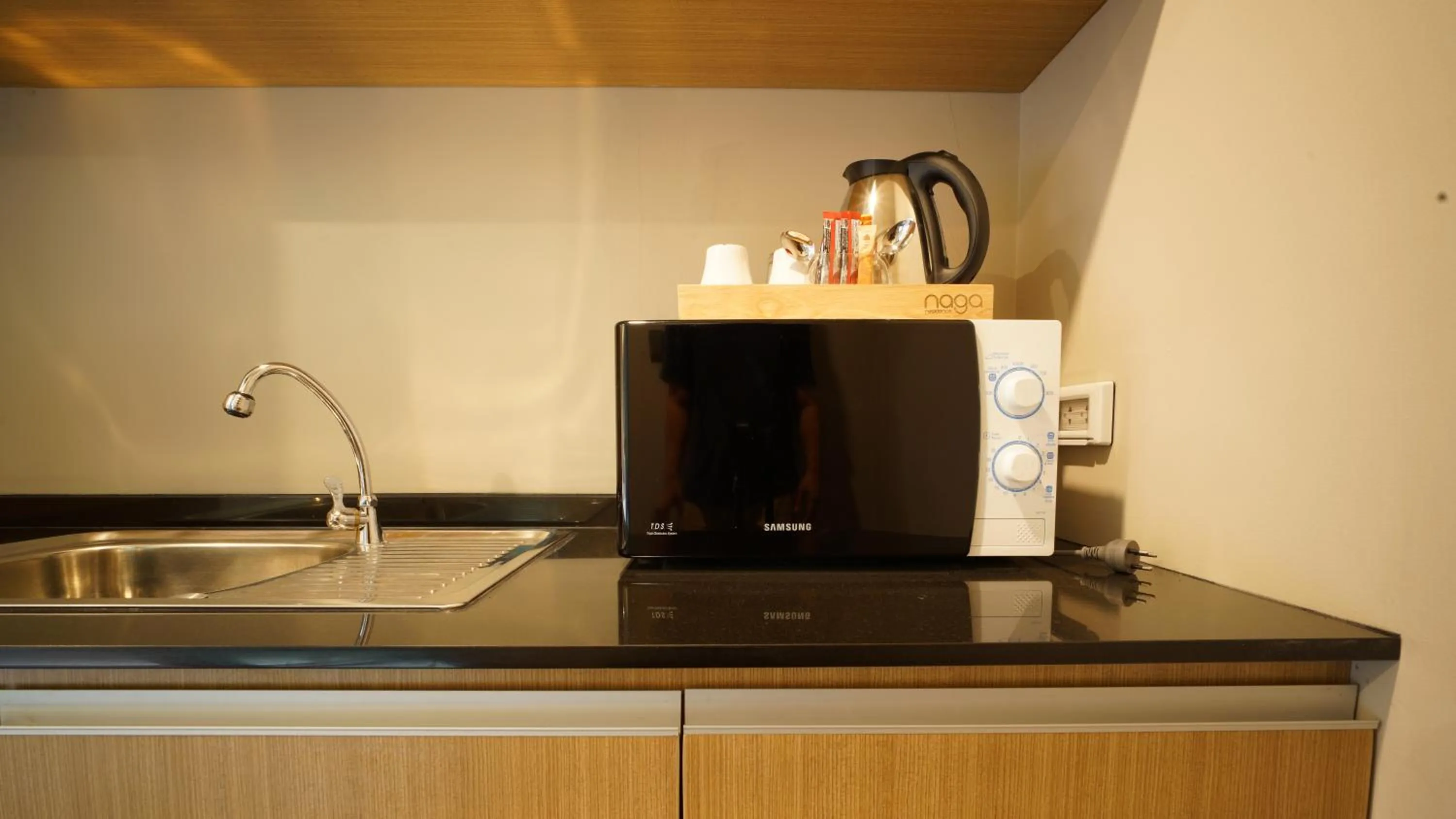 Coffee/tea facilities in Naga Residence