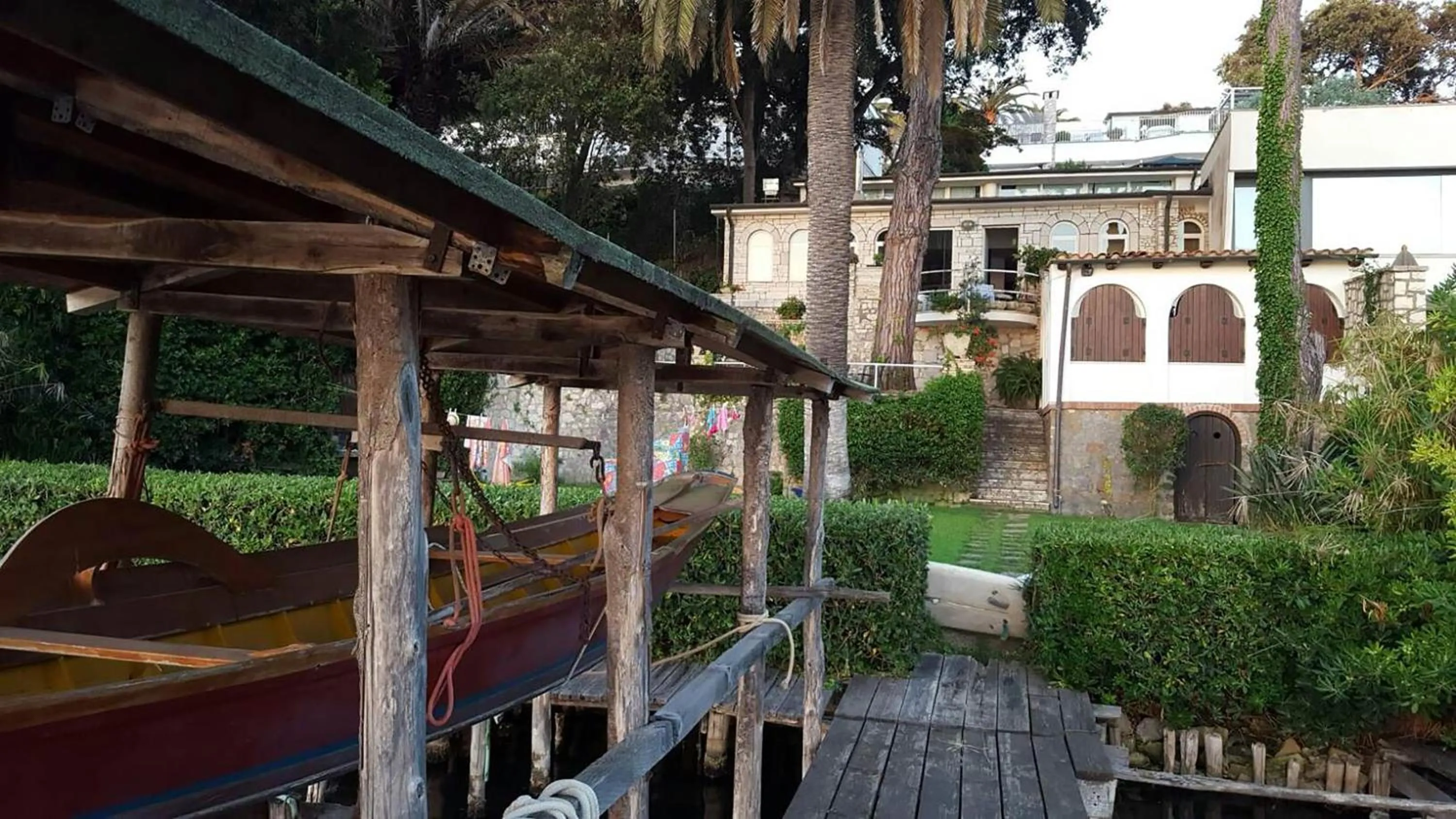 Facade/entrance in Villa sull'Acqua