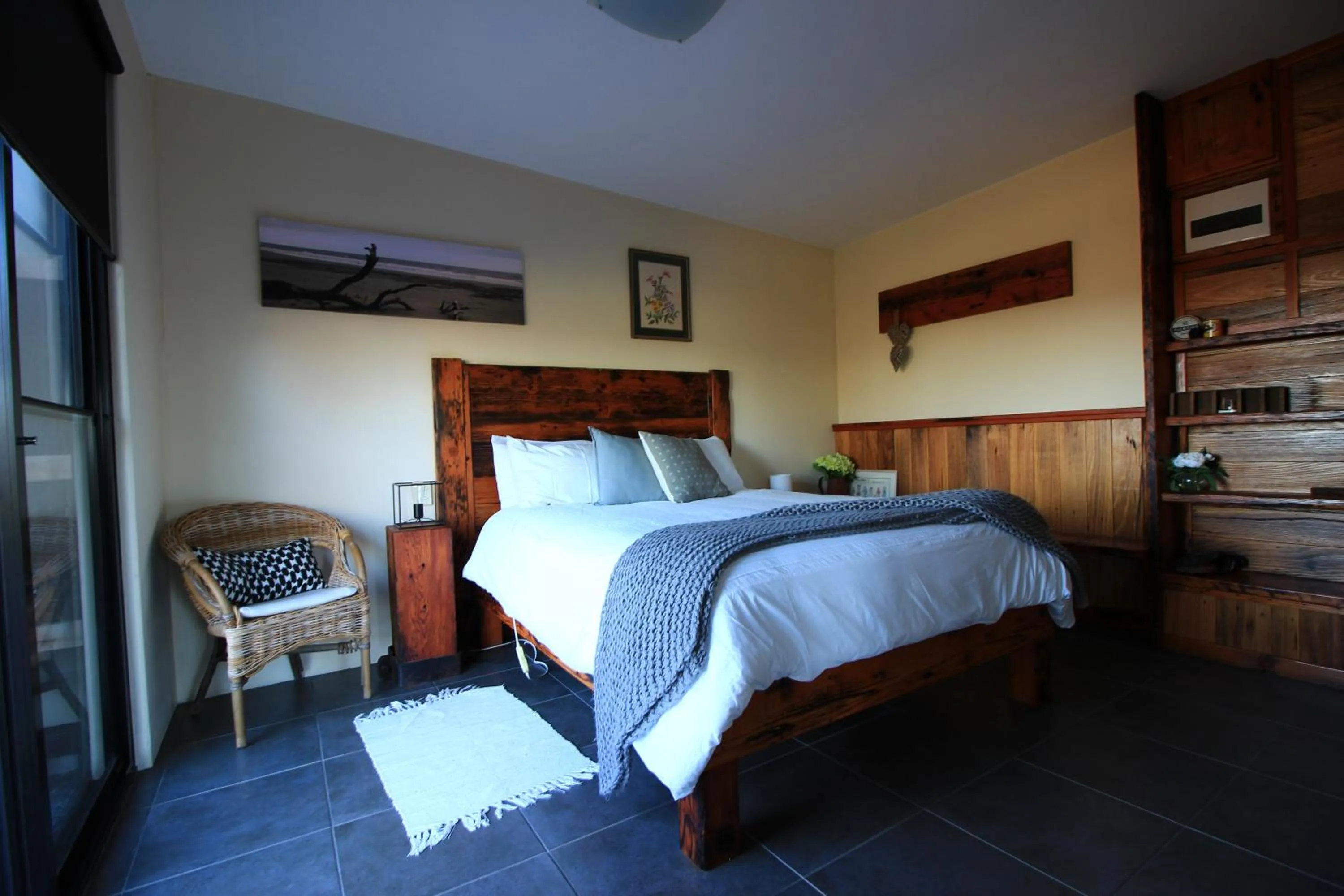 Bed in Down to Earth Farm Retreat