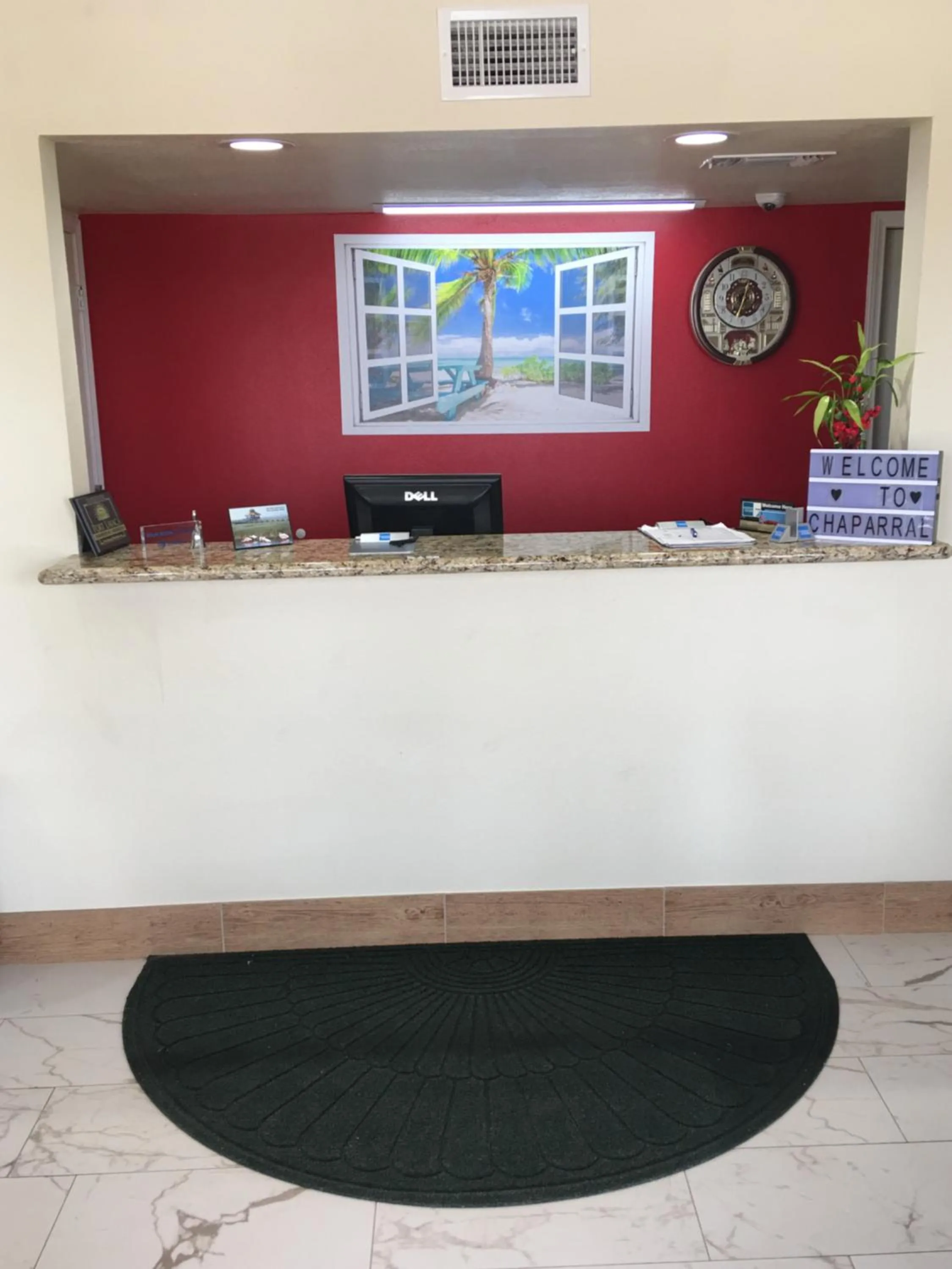 Lobby or reception in Chaparral Motel