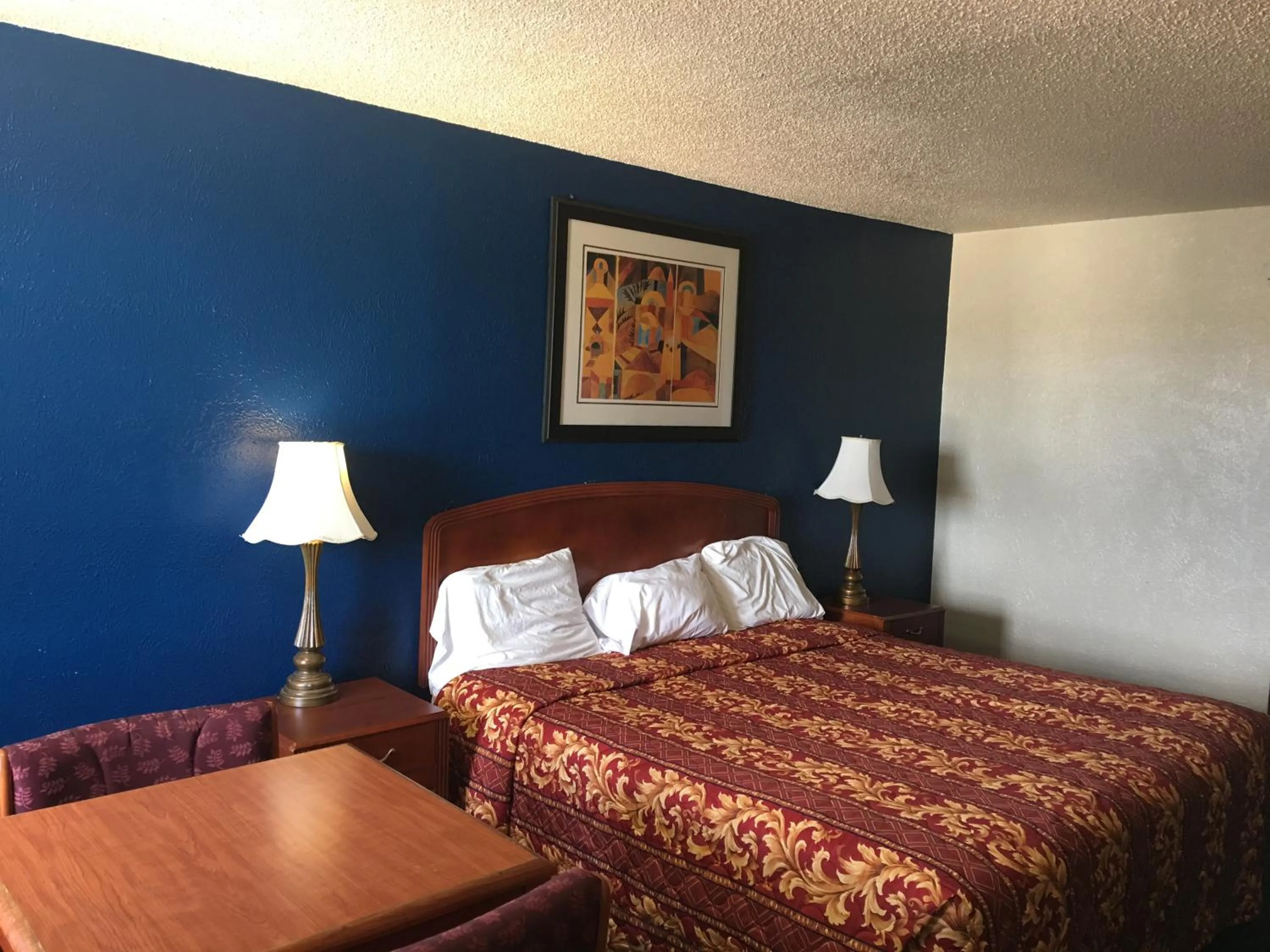 Bed in Chaparral Motel