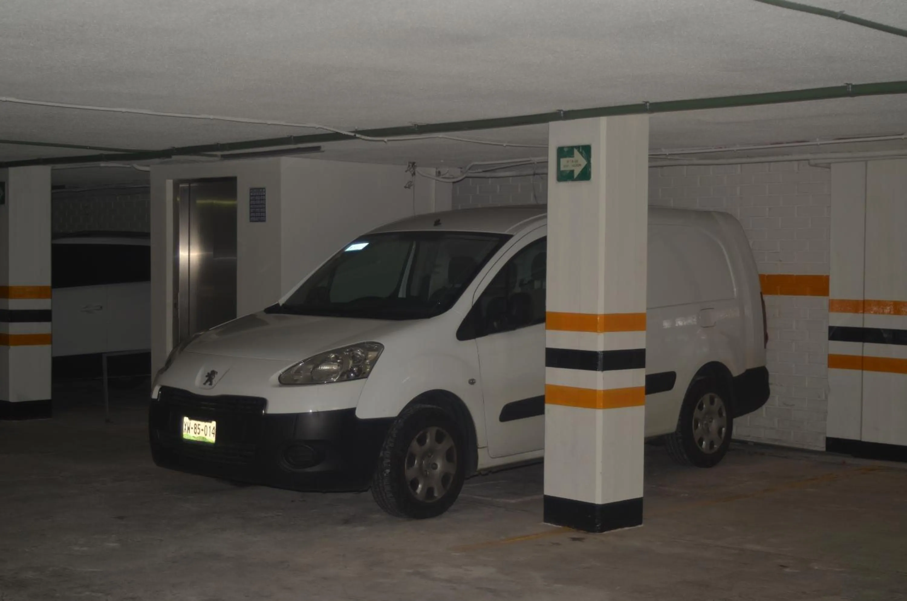 Parking in Hotel Posada del Virrey
