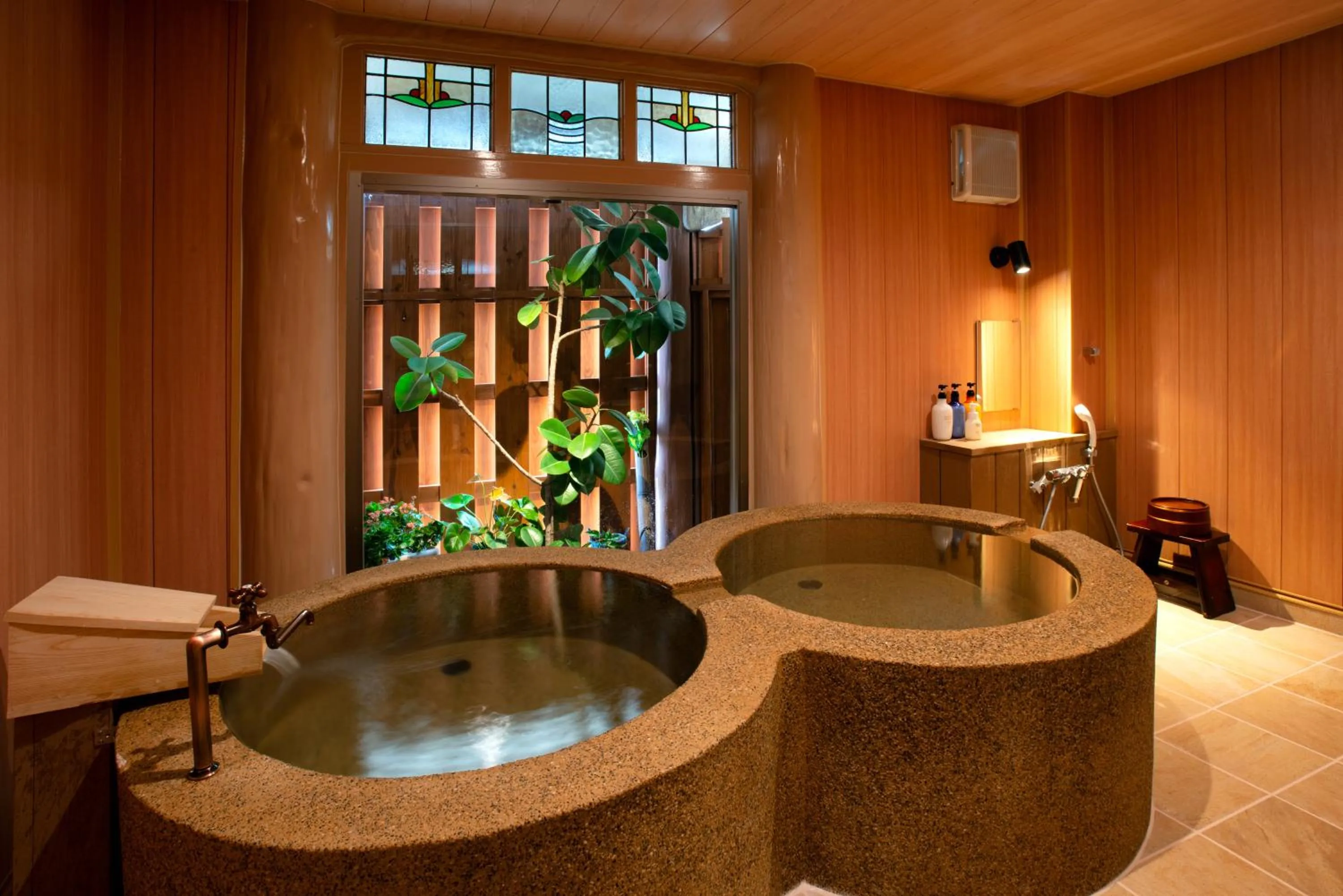 Hot Spring Bath in Izu atagawa Yubana mankai -Adult Only-