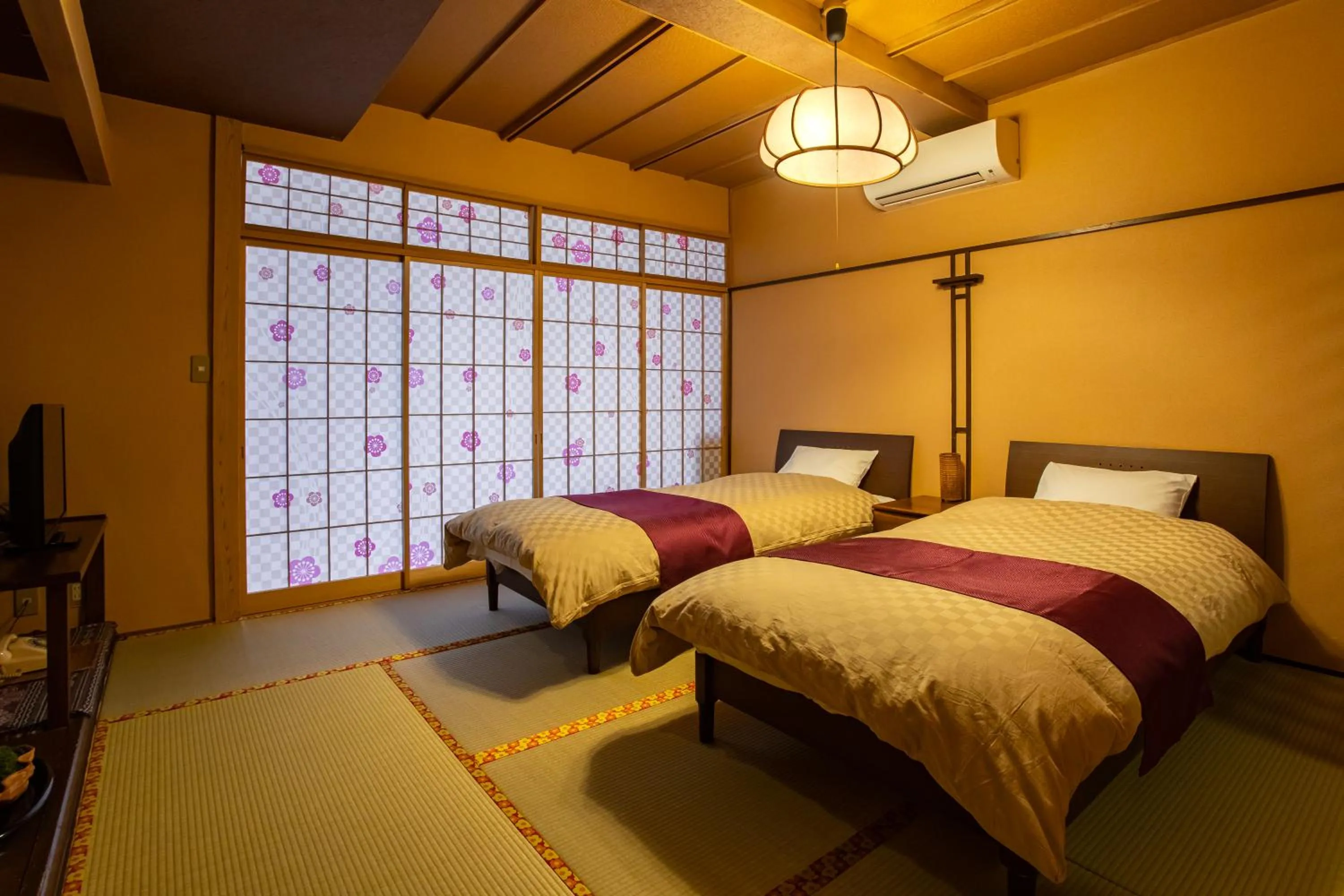 Bed in Izu atagawa Yubana mankai -Adult Only-
