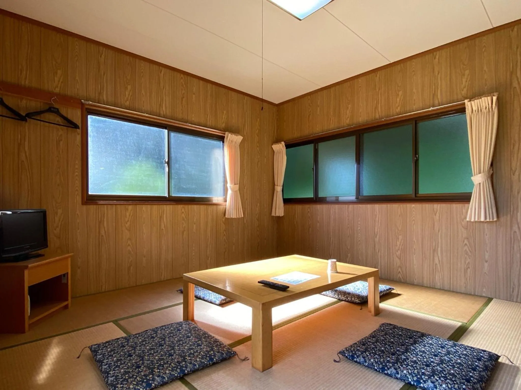 Photo of the whole room in Tengu Onsen Asama Sanso