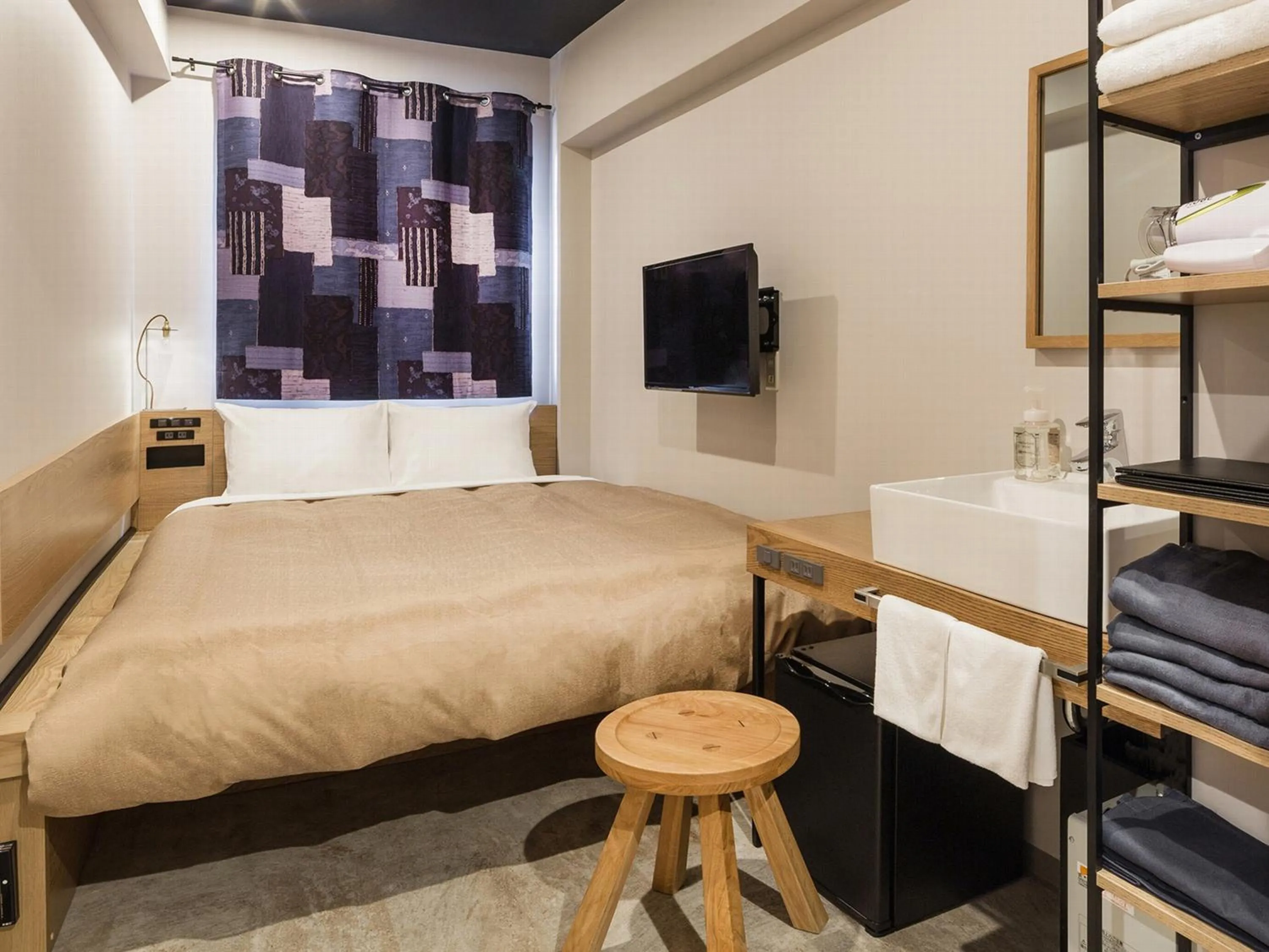 Photo of the whole room, Bed in Sakura Terrace The Atelier