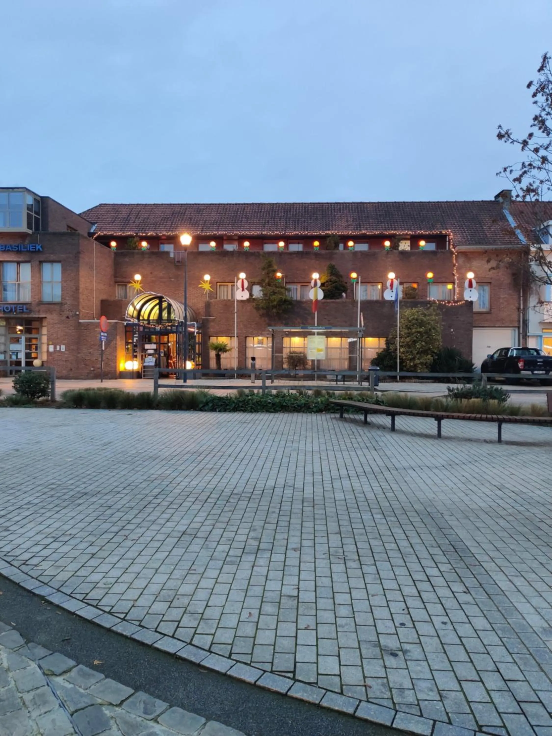 Property building in De Basiliek