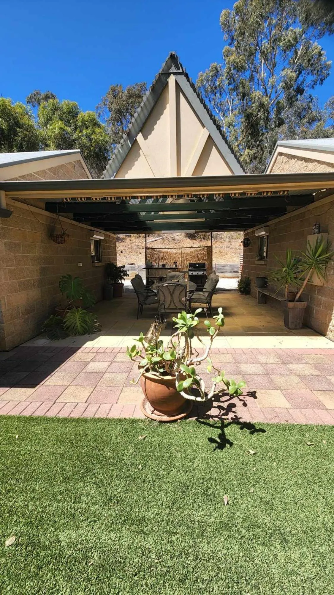 Property building in Riesling Trail & Clare Valley Cottages