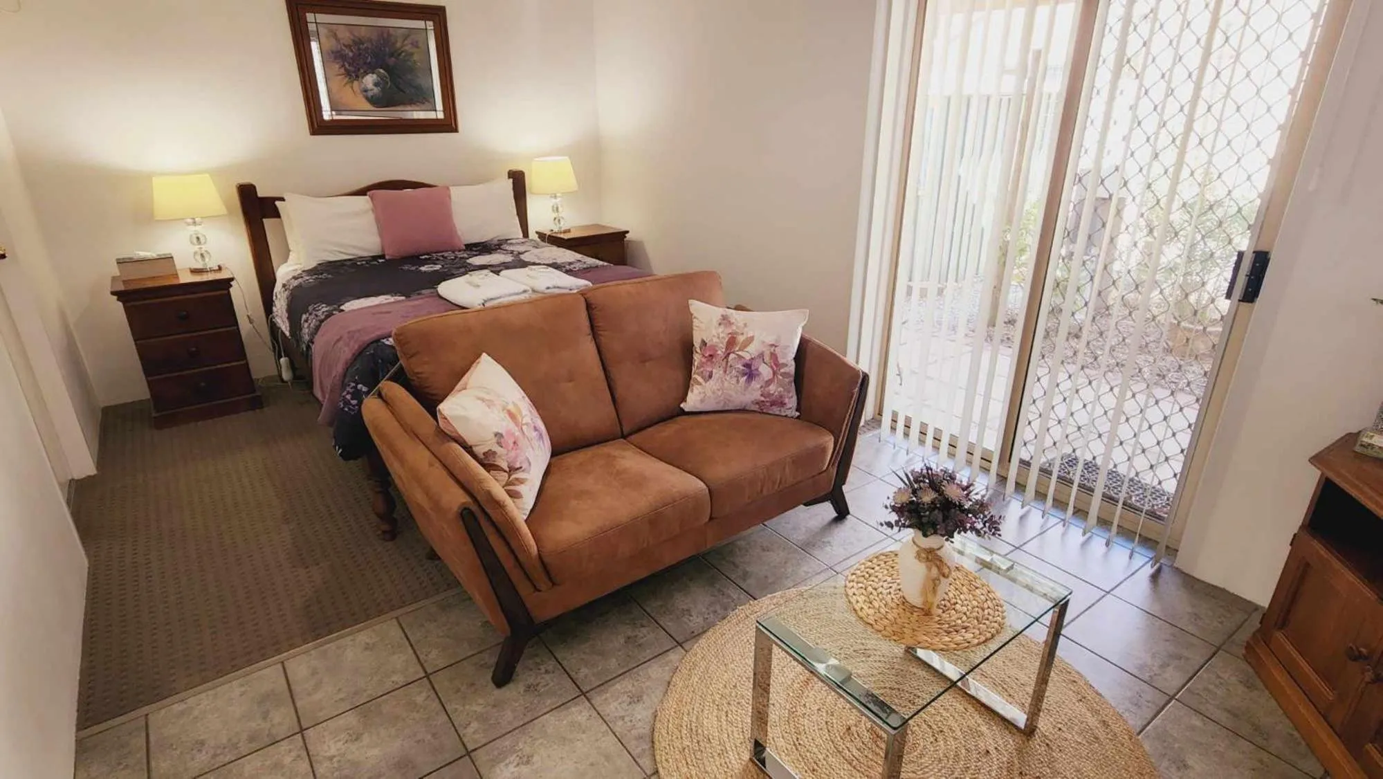 Bed in Riesling Trail & Clare Valley Cottages