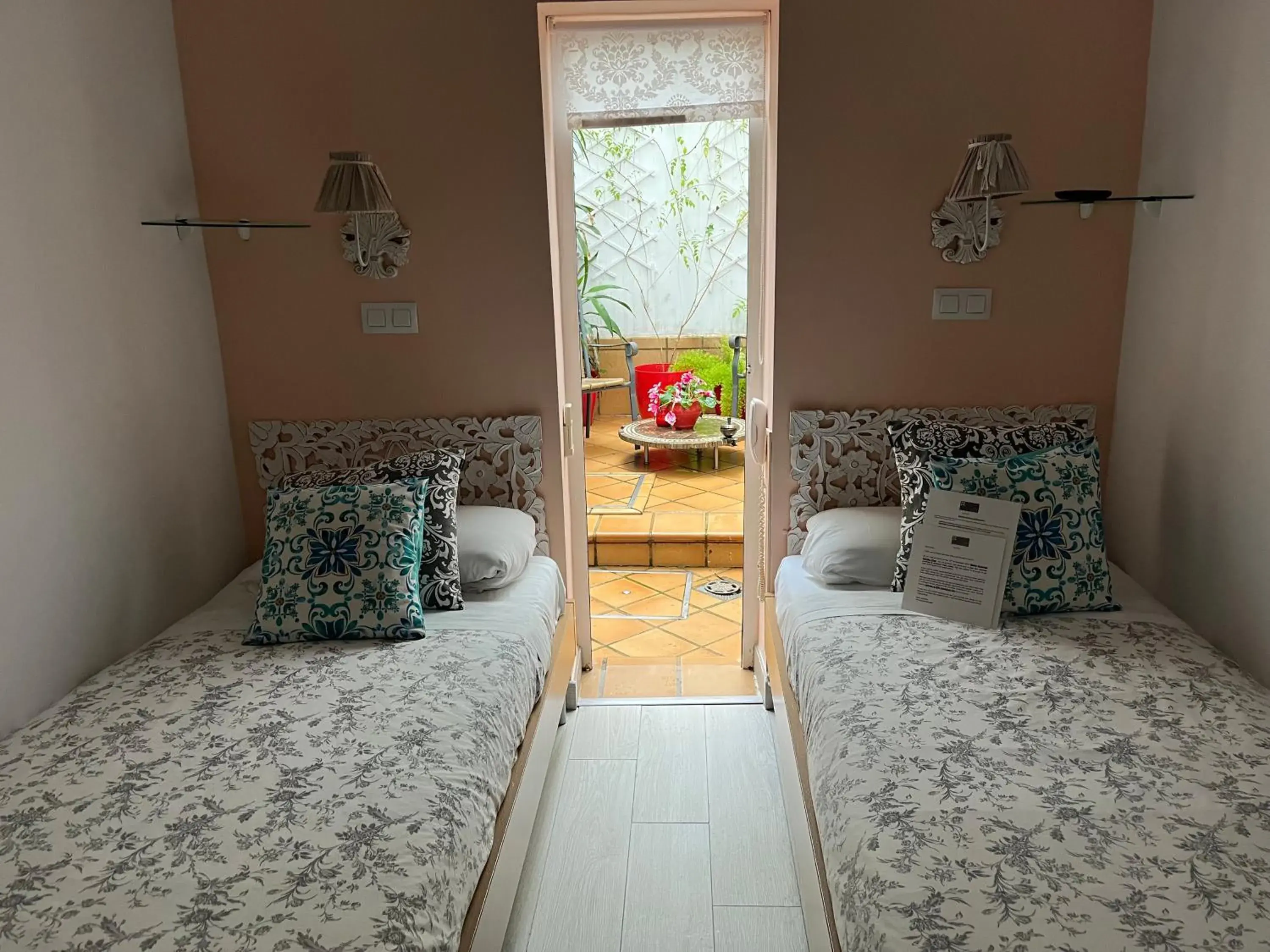 Twin Room in Un Patio al Sur Twin Room in Un Patio al Sur