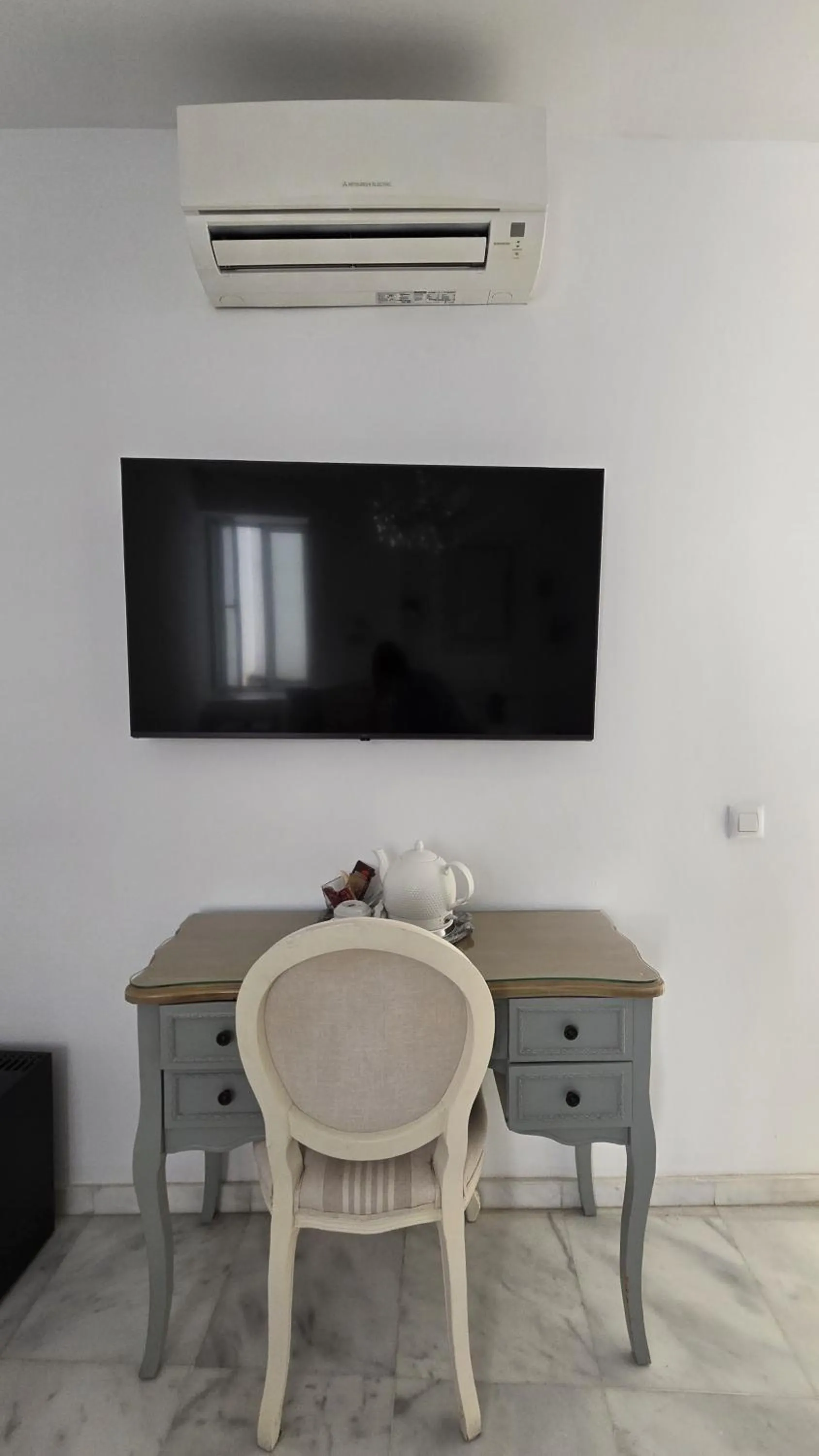 TV and multimedia in Un Patio al Sur