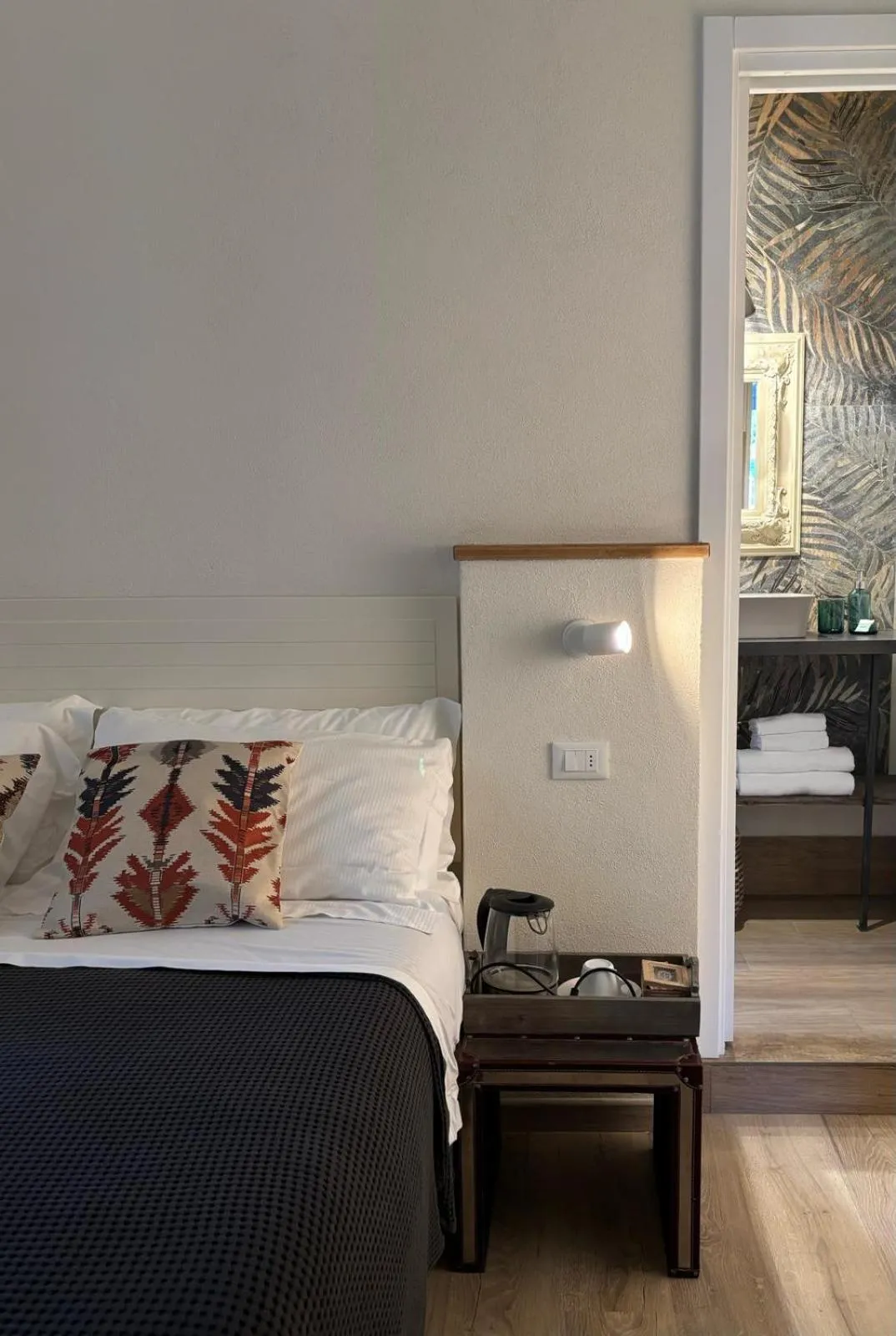 Photo of the whole room, Bed in Gian Paul Hotel