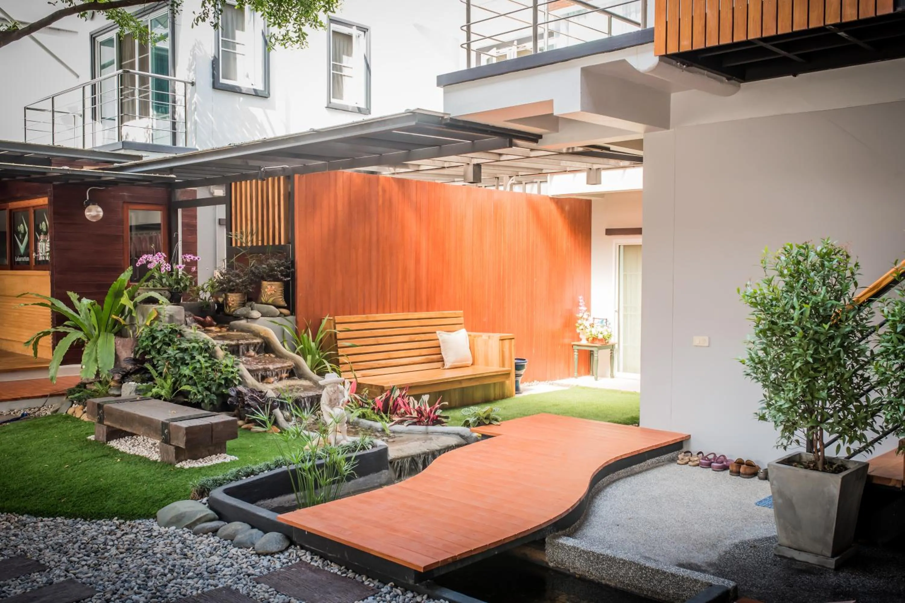 Garden in Le Terrarium Bed & Sleep Chiang Rai