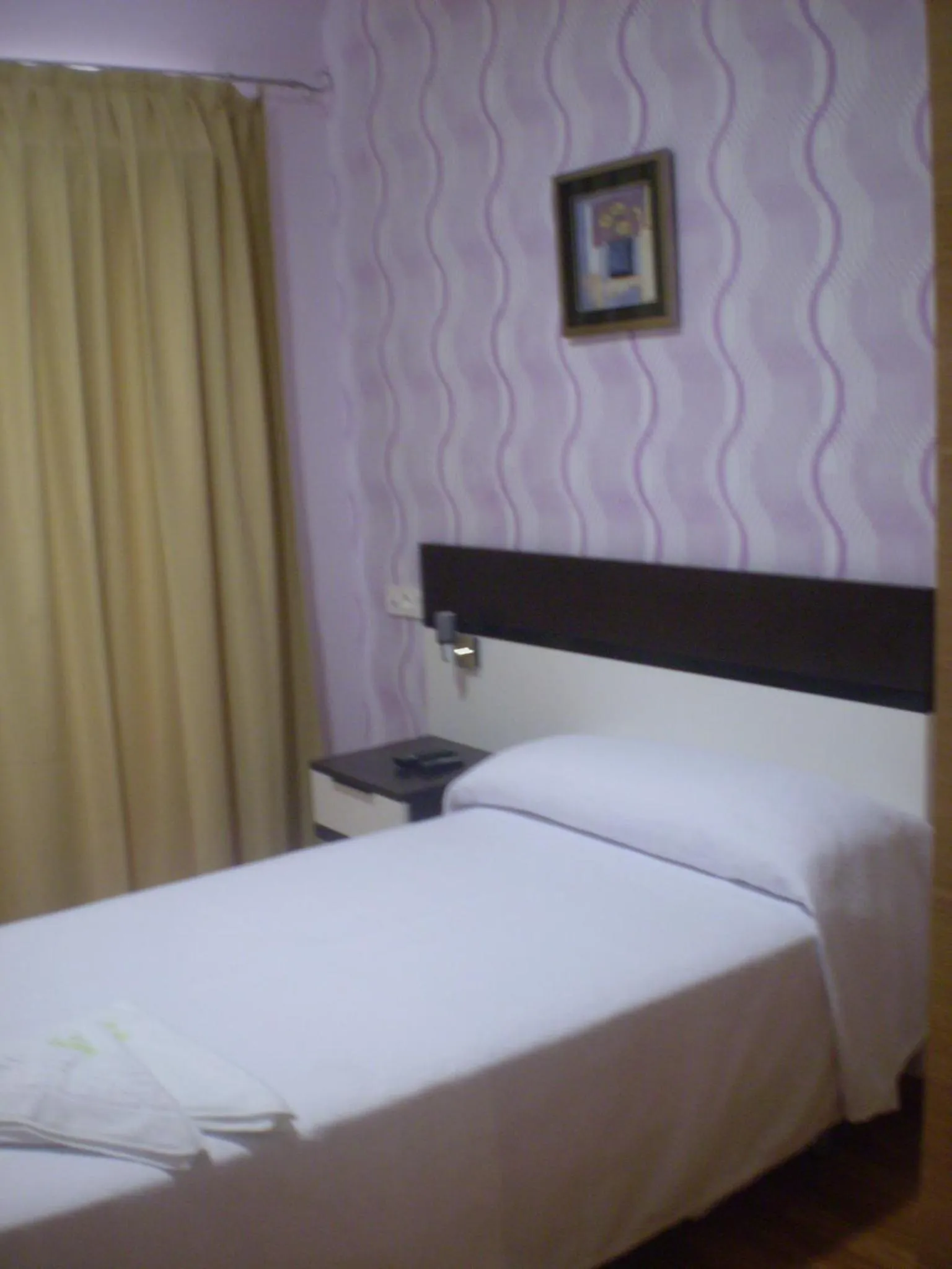 Bed in Hotel Gardu