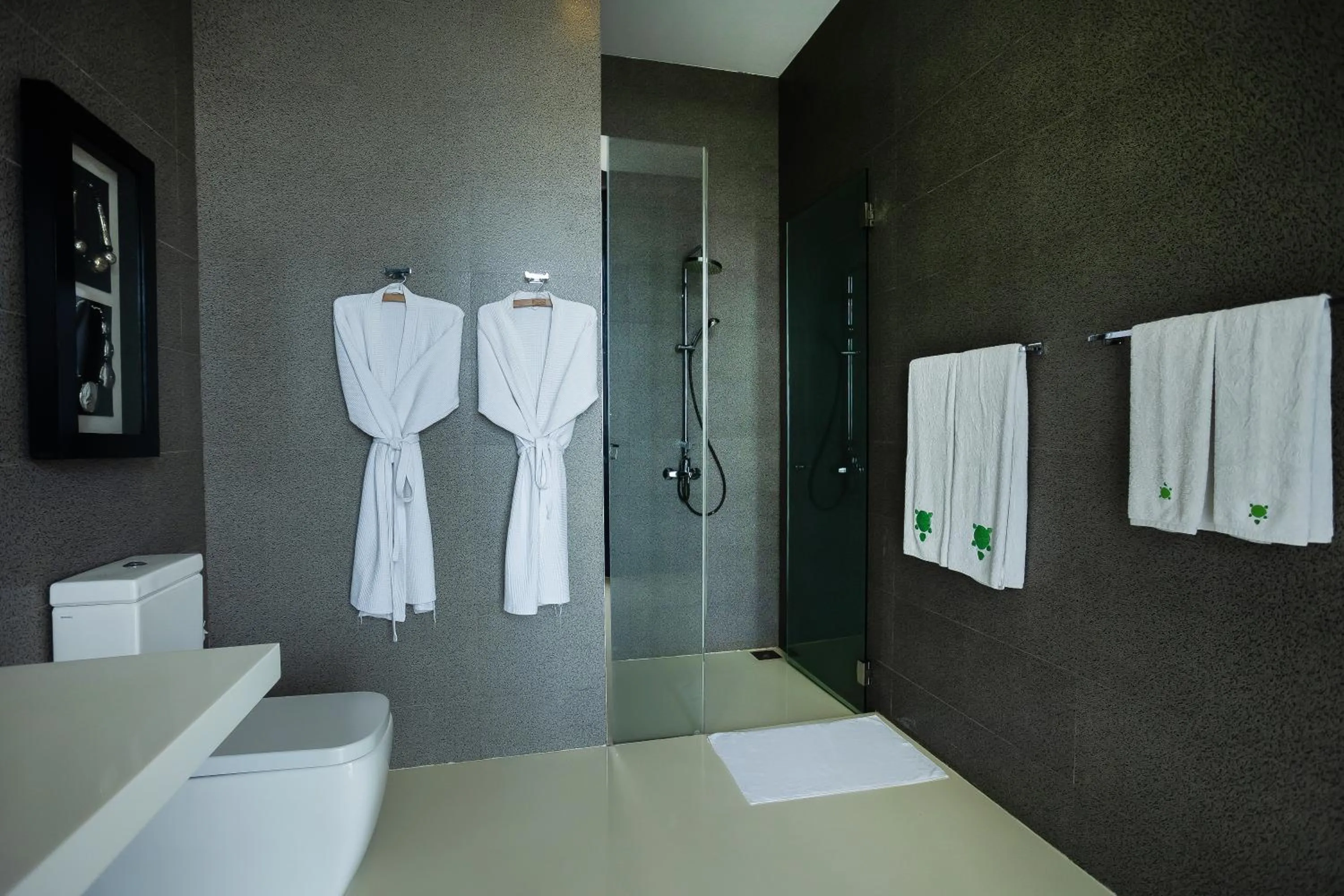 Bathroom in Green Turtle Villa by TSC, Bentota