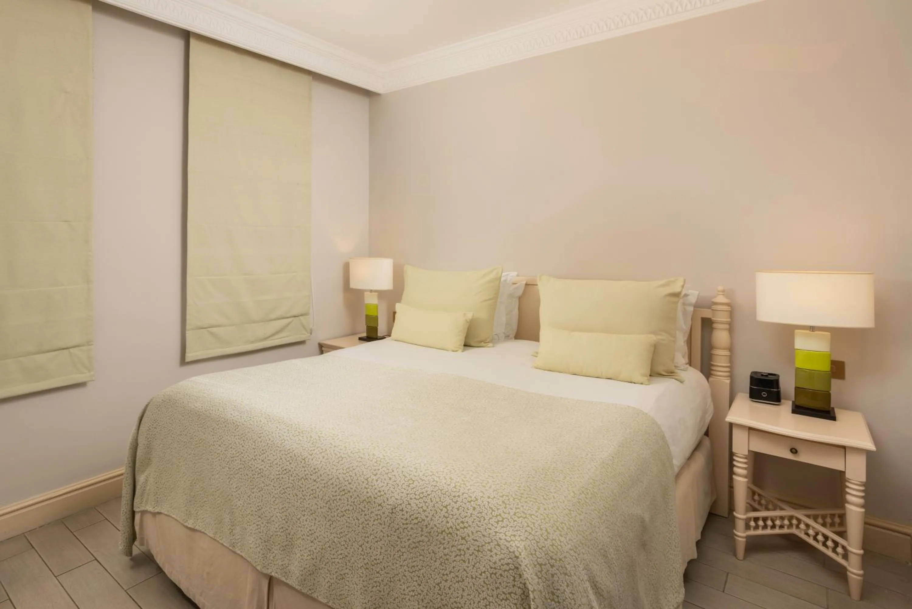 Bedroom, Bed in Aphrodite Hills Hotel