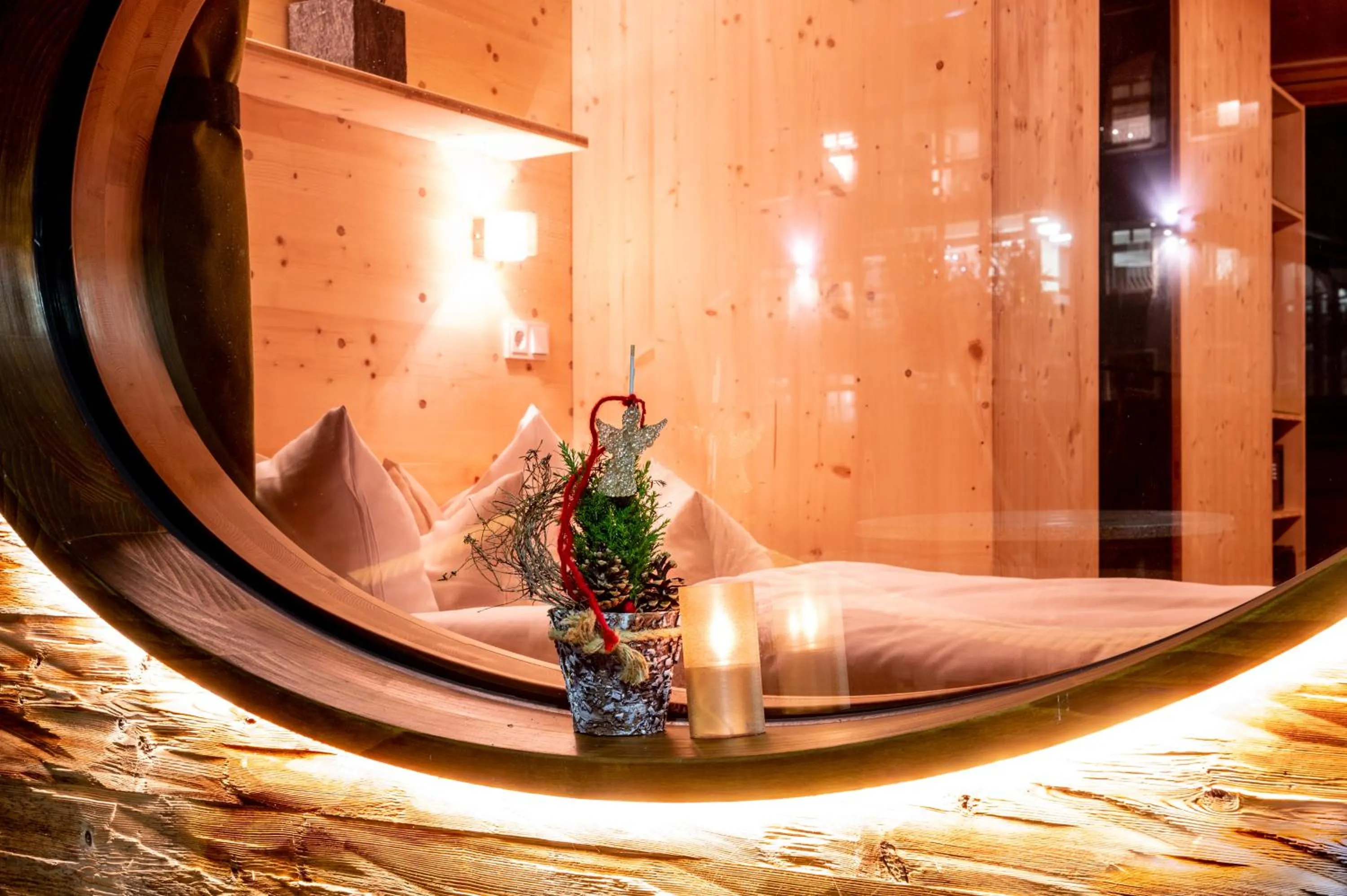 Zur Post Kümmersbruck Hotel & Tiny Houses