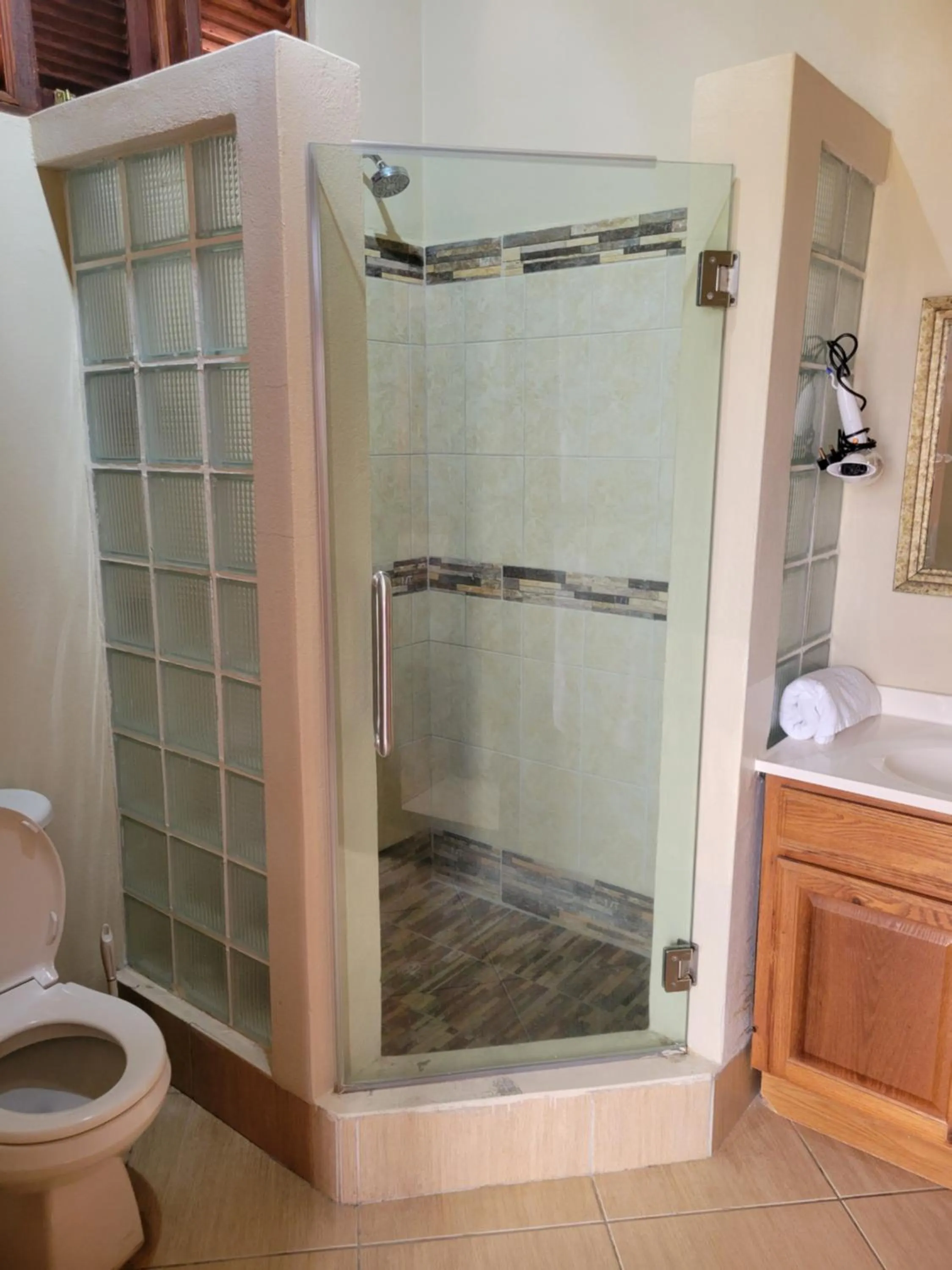 Bathroom in Samfi Gardens