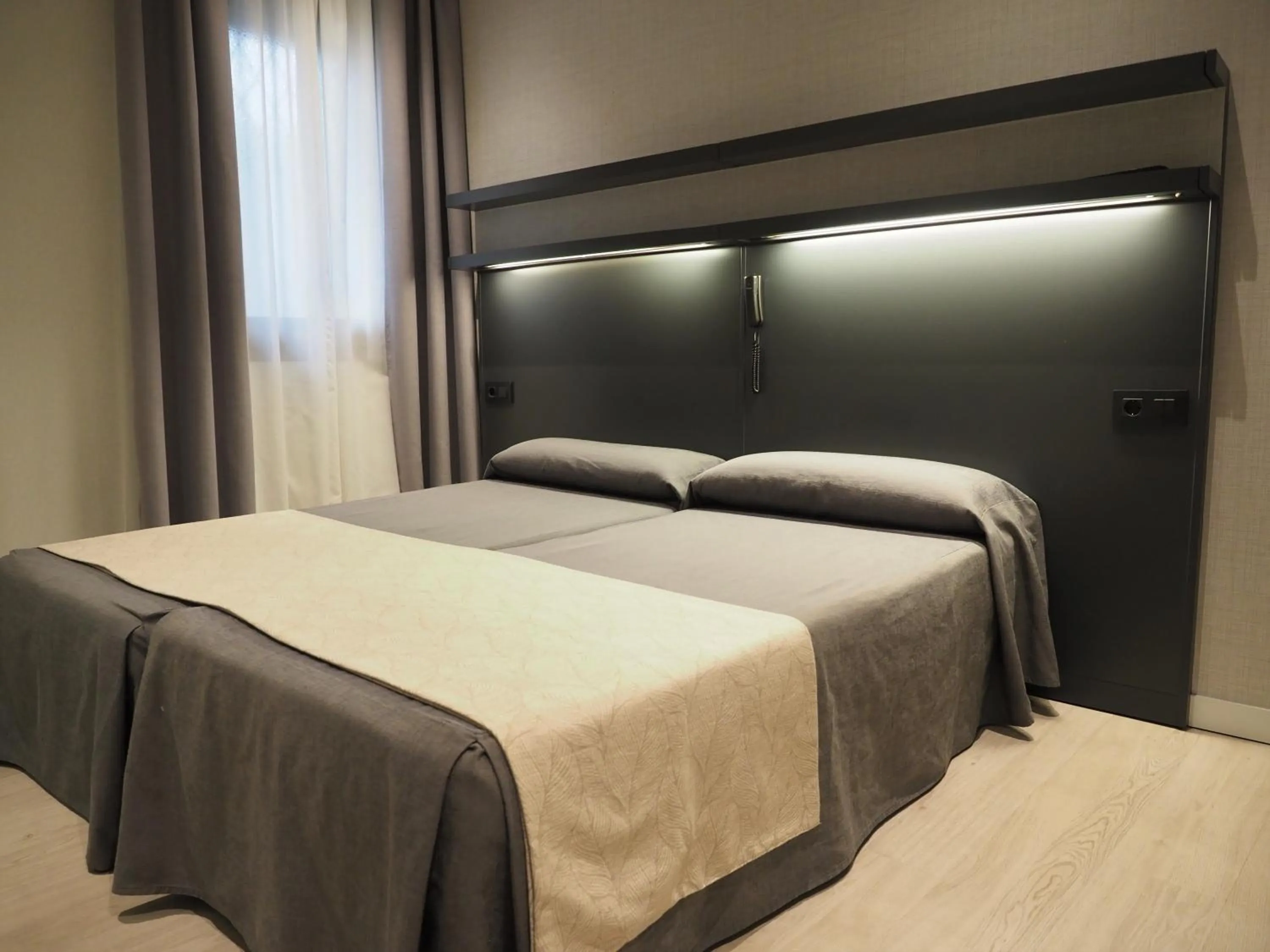 Bed in Hostal Benidorm