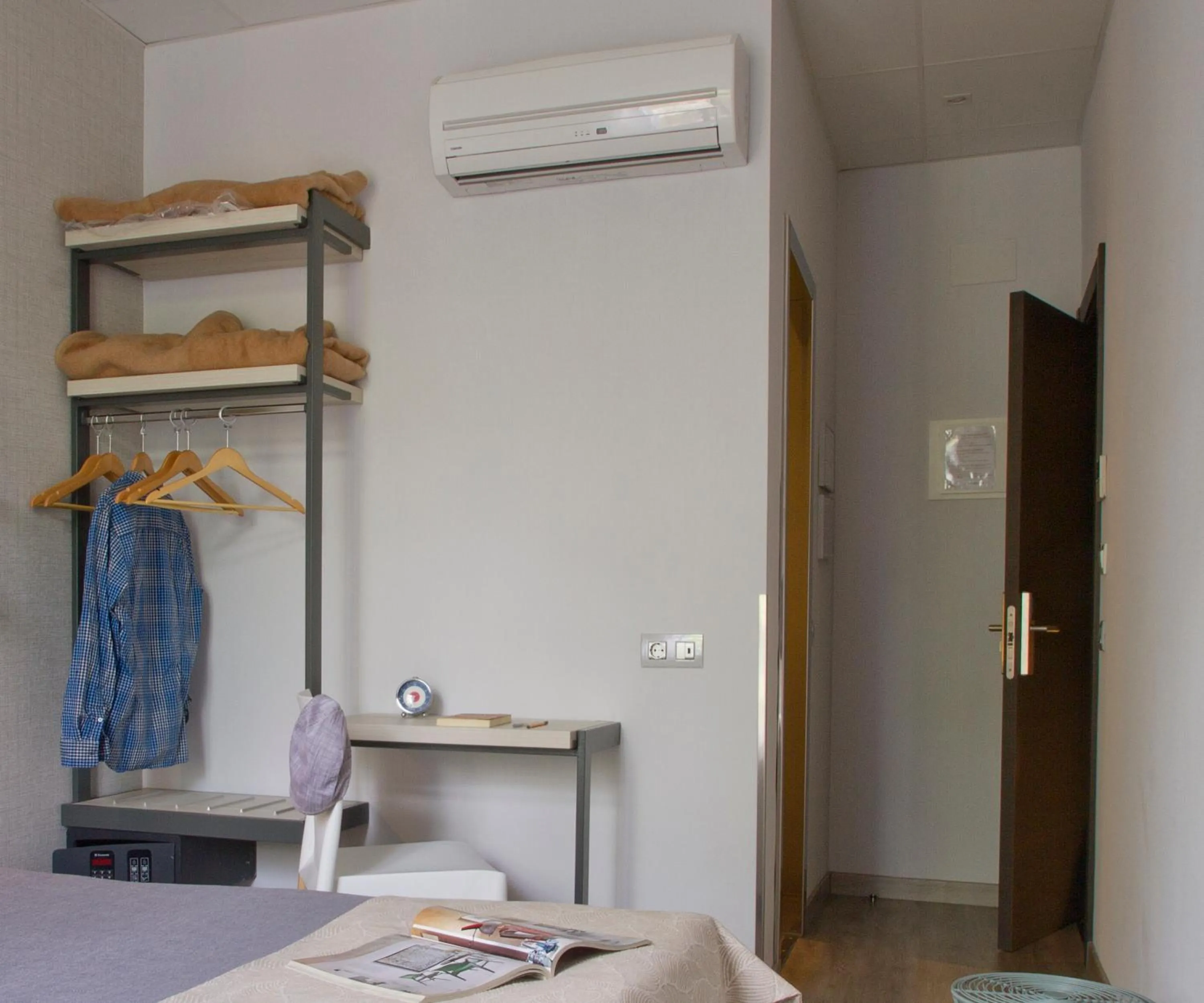 Other, Bed in Hostal Benidorm