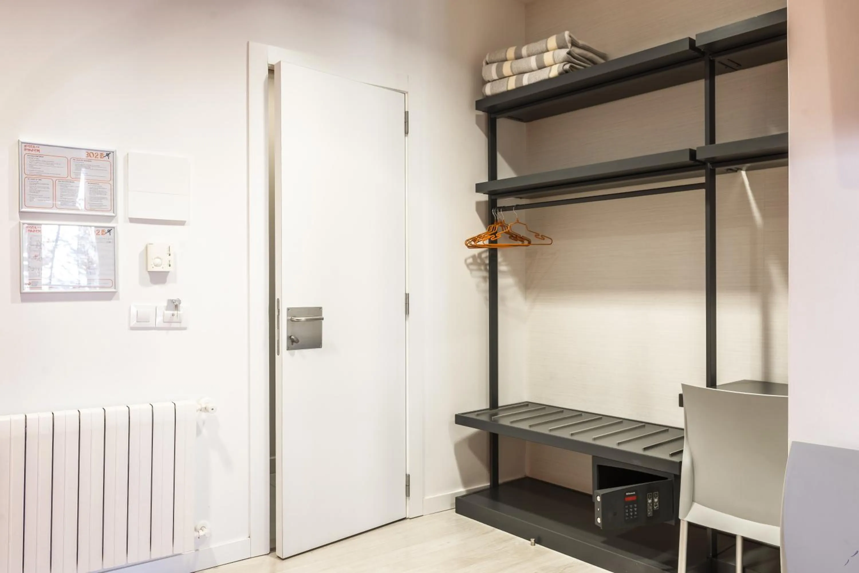 Decorative detail in Hostal Benidorm